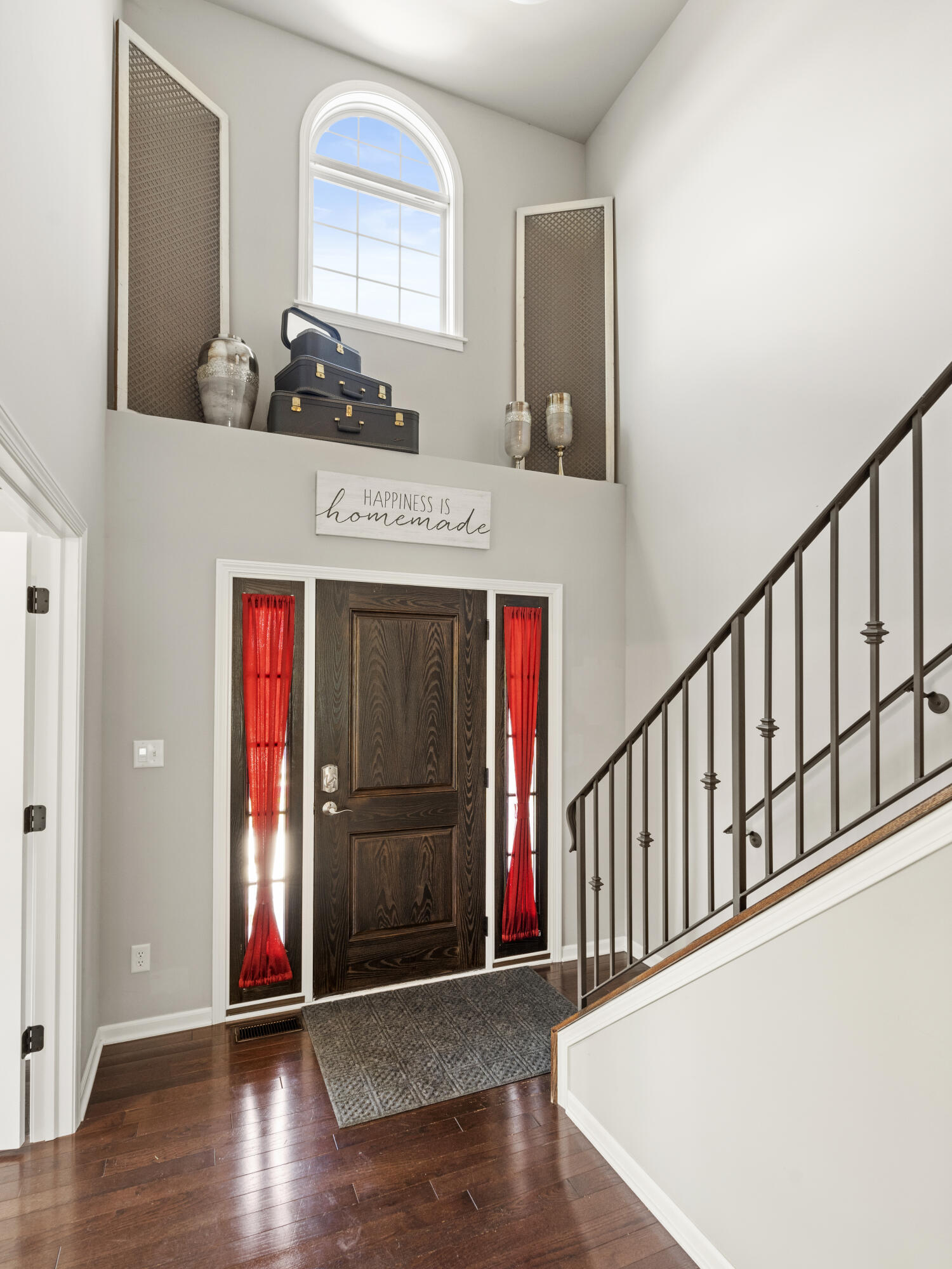 5593 Southview Drive