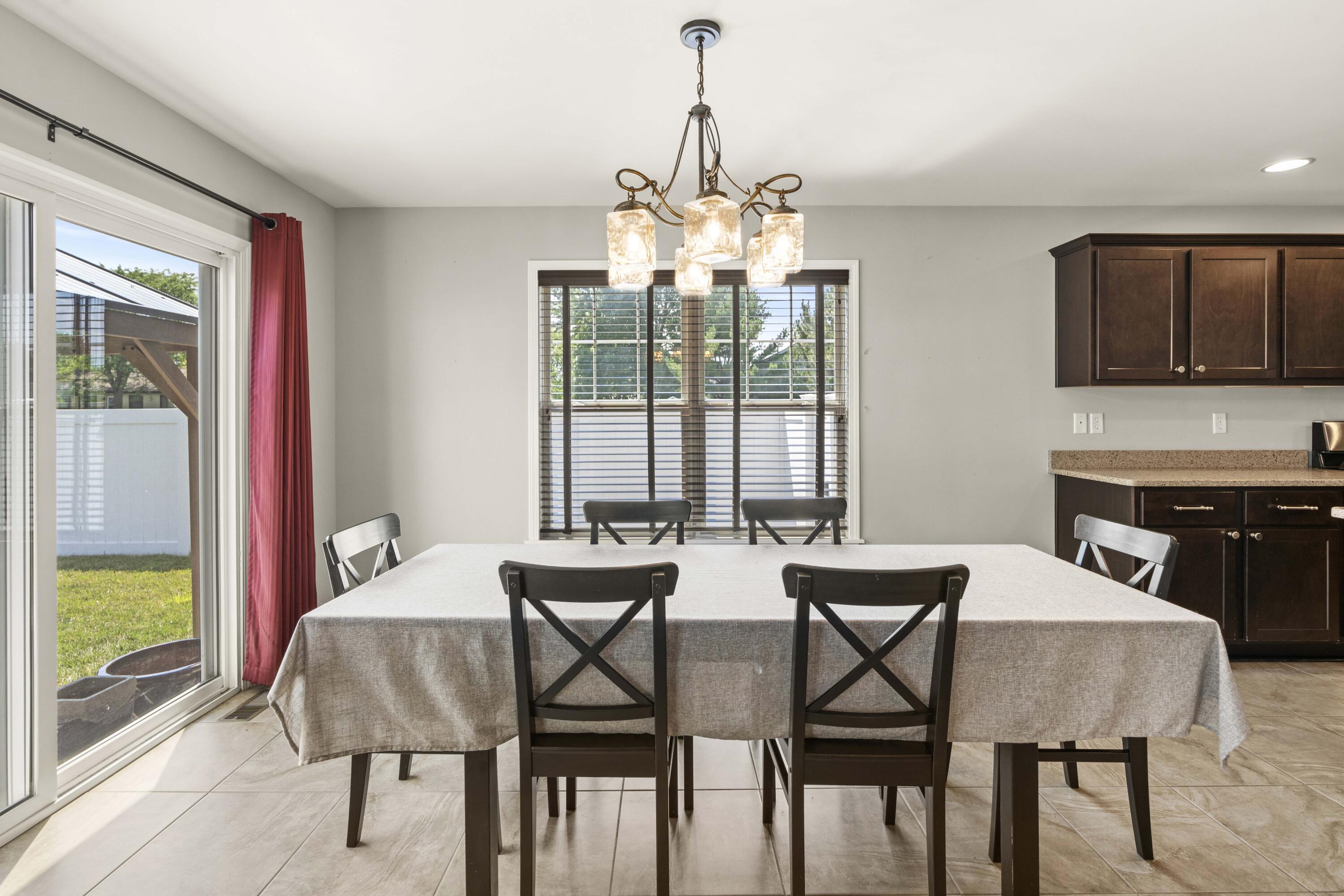 5593 Southview Drive