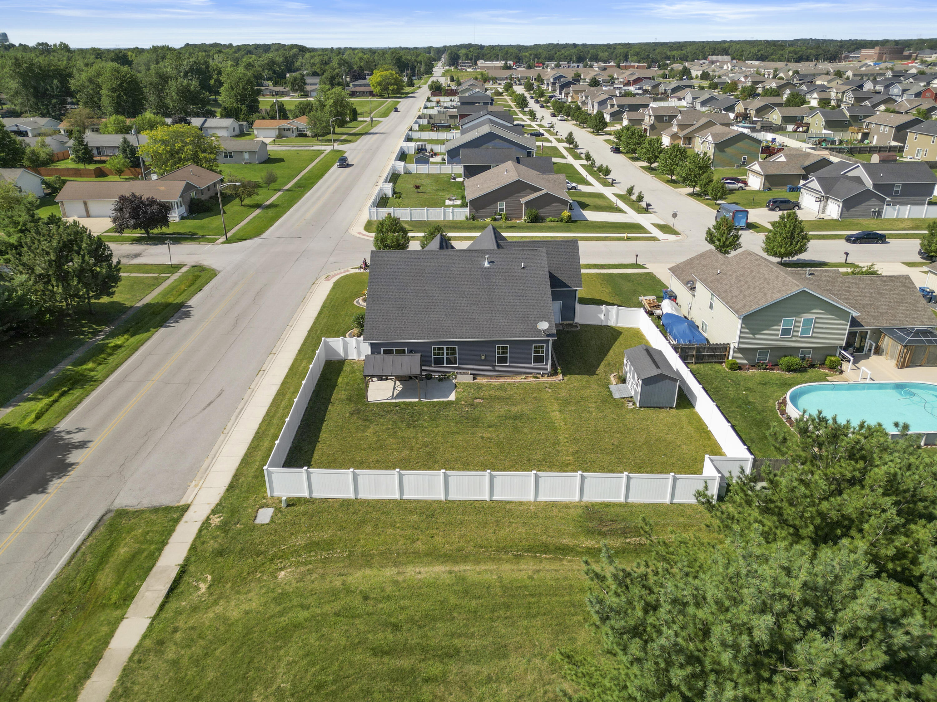 5593 Southview Drive