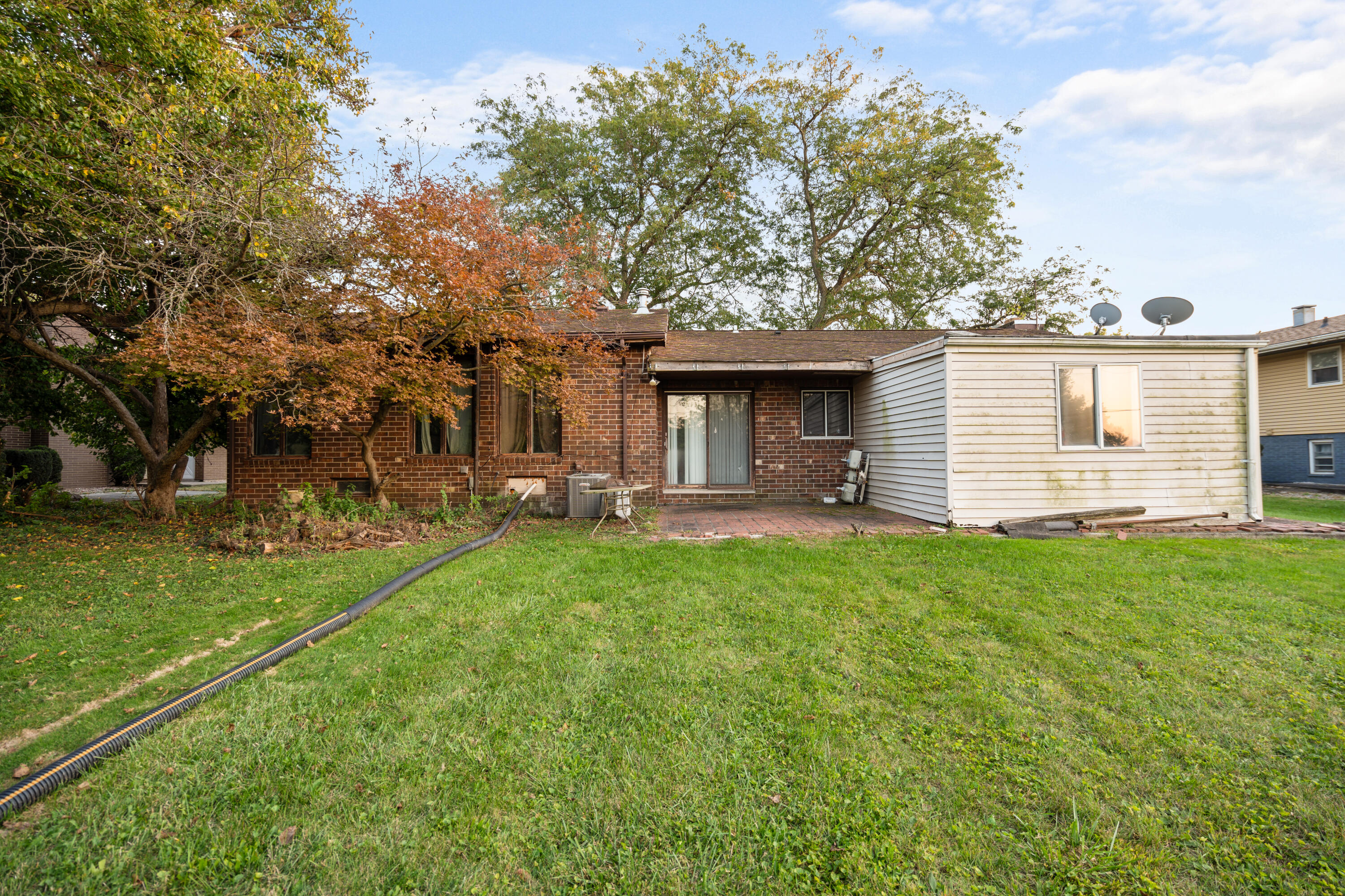 2700 W 60th Drive