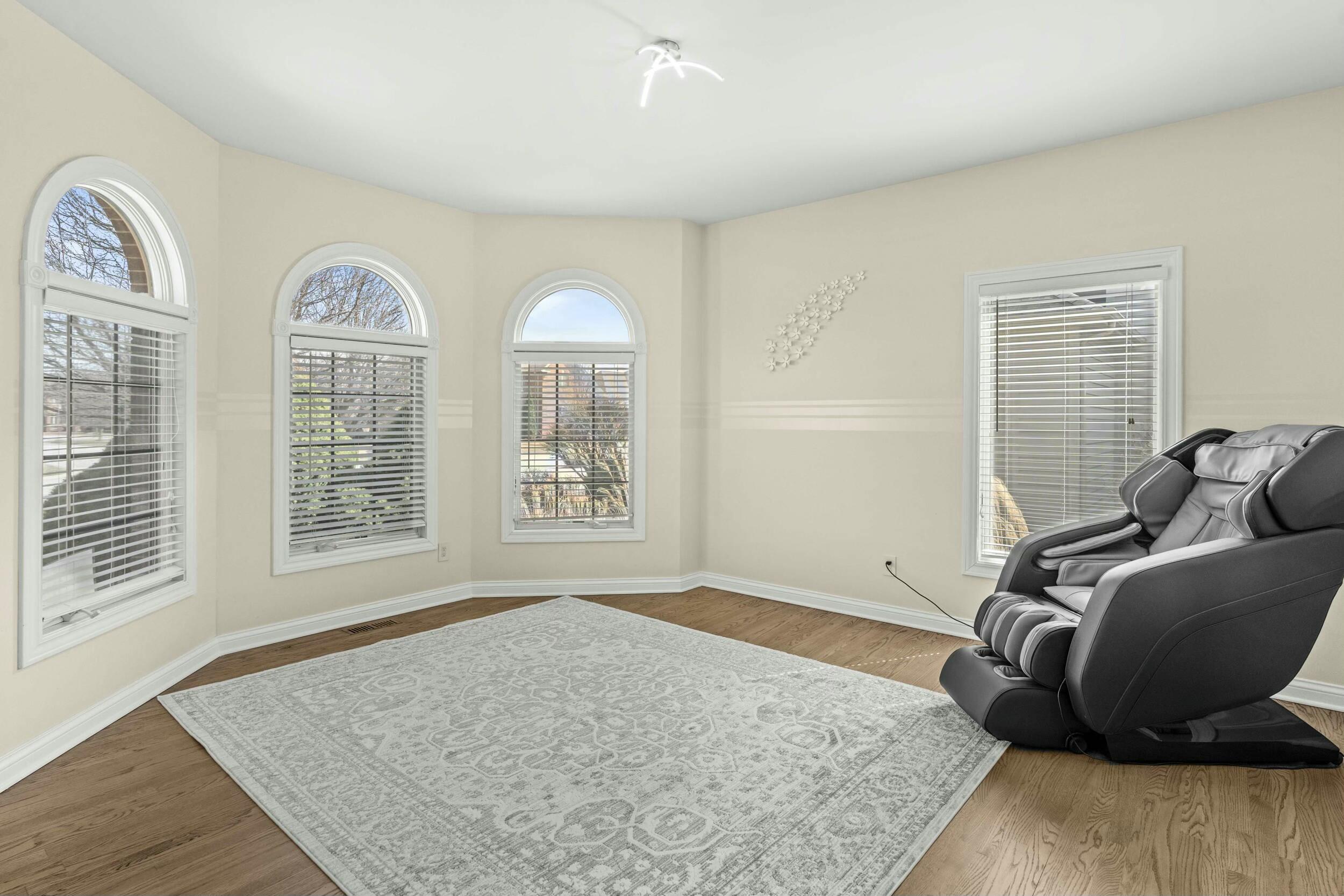 10330 Doubletree Drive S