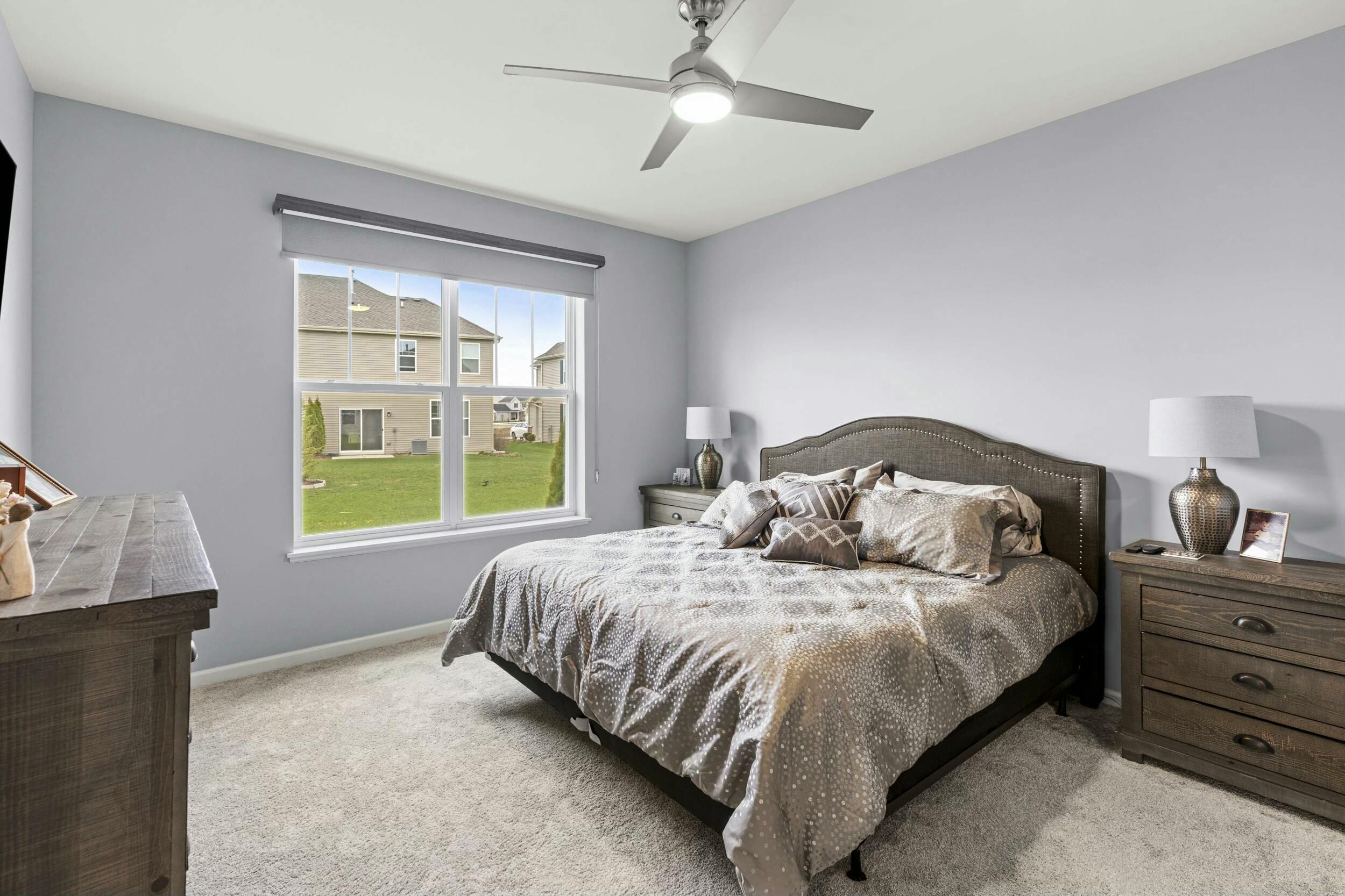 1917 E 110th Place
