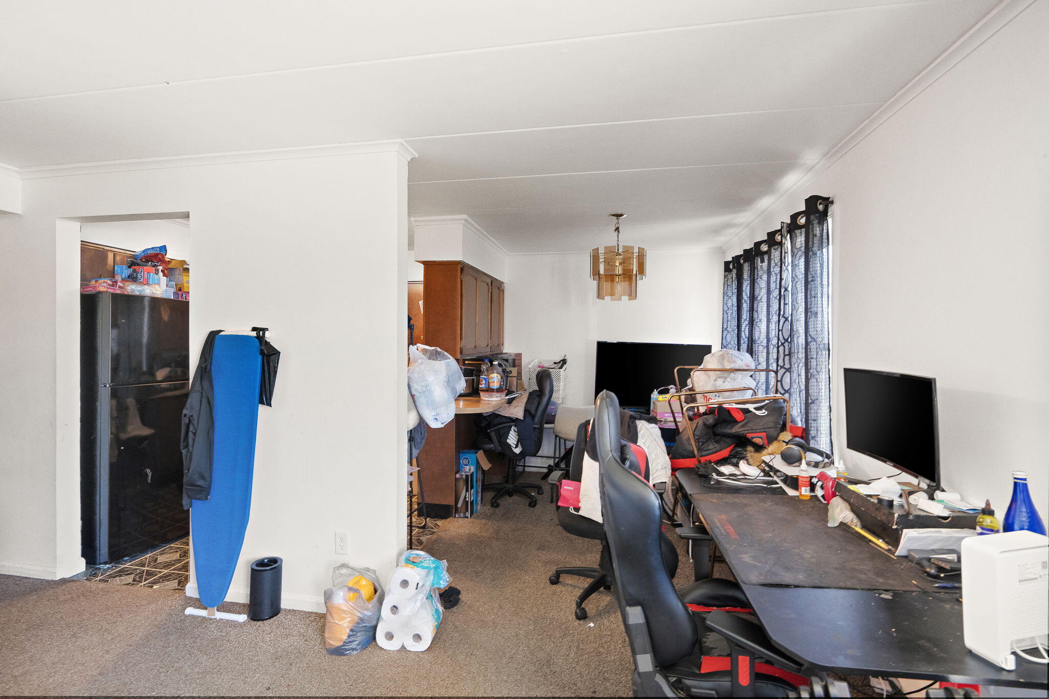 135 W 57th Avenue