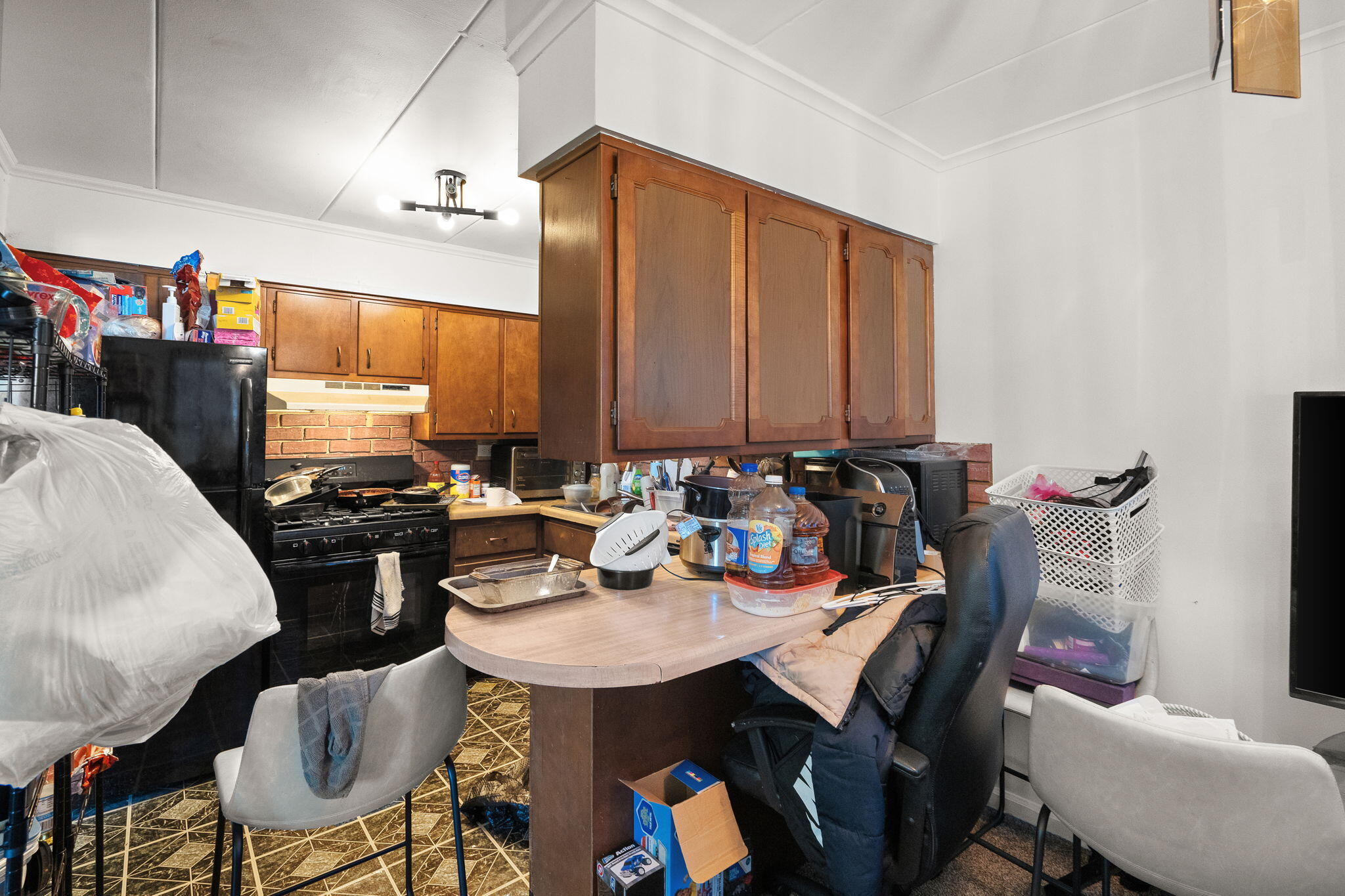 135 W 57th Avenue