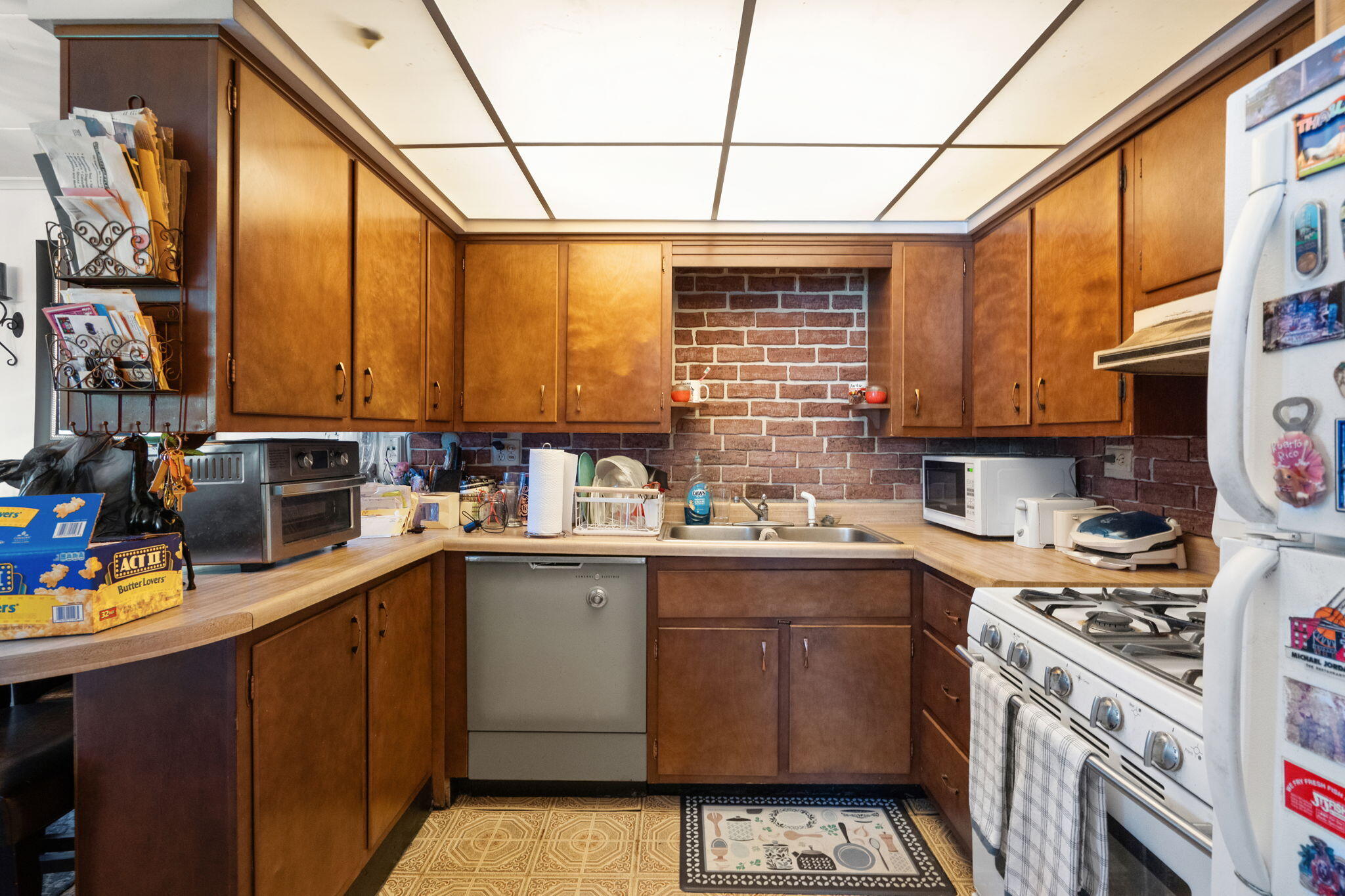135 W 57th Avenue
