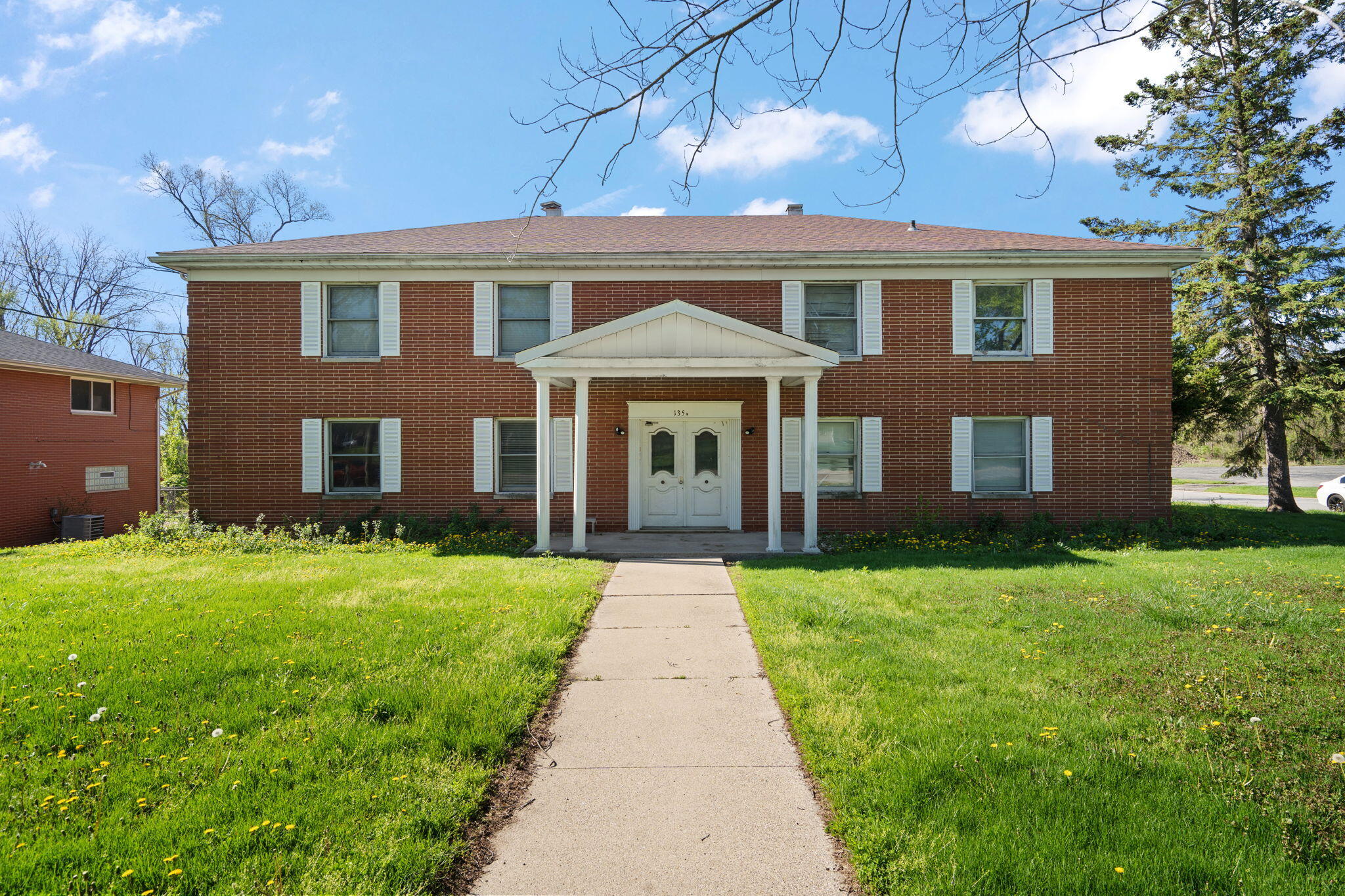 135 W 57th Avenue