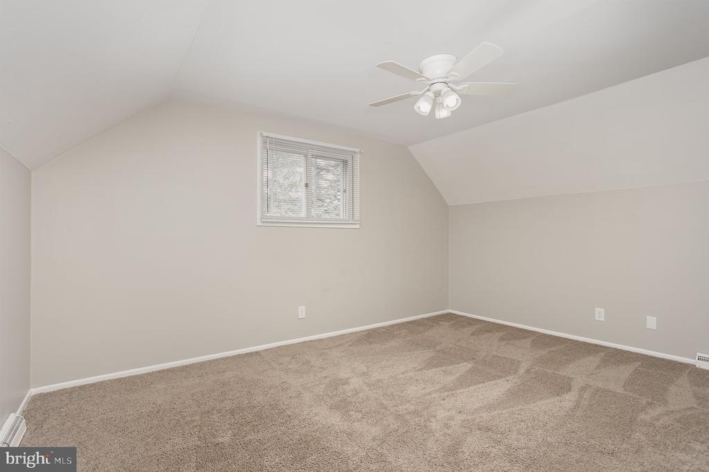 15 Pemberton Dr