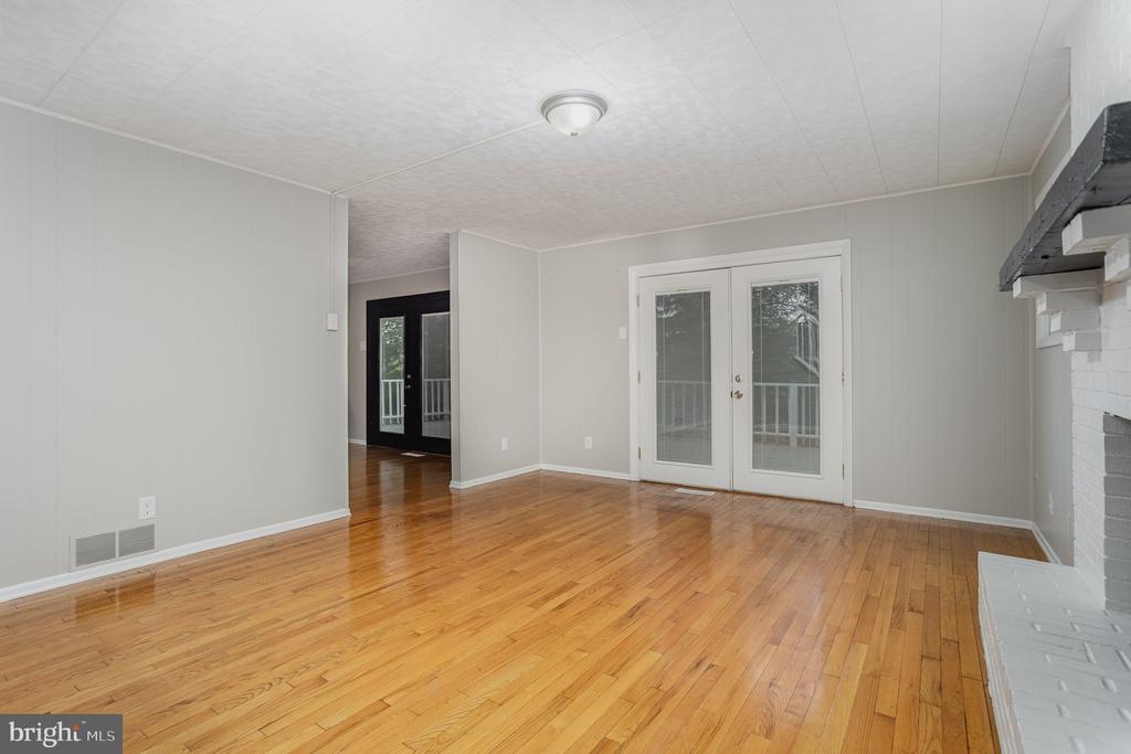 15 Pemberton Dr