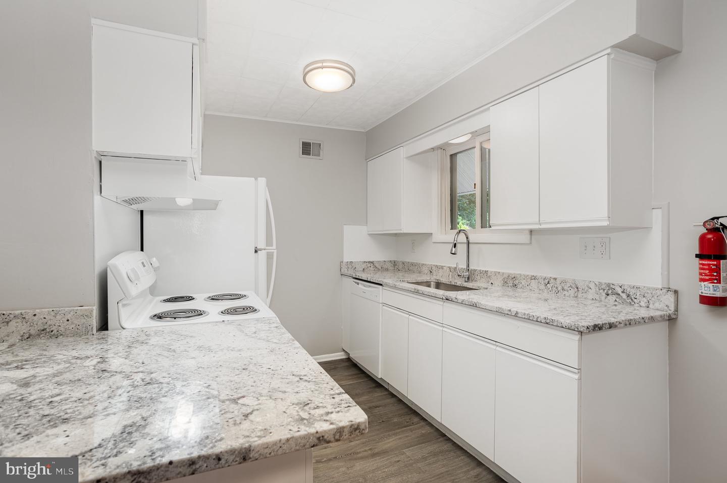 15 Pemberton Dr