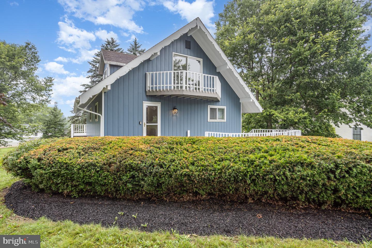 15 Pemberton Dr