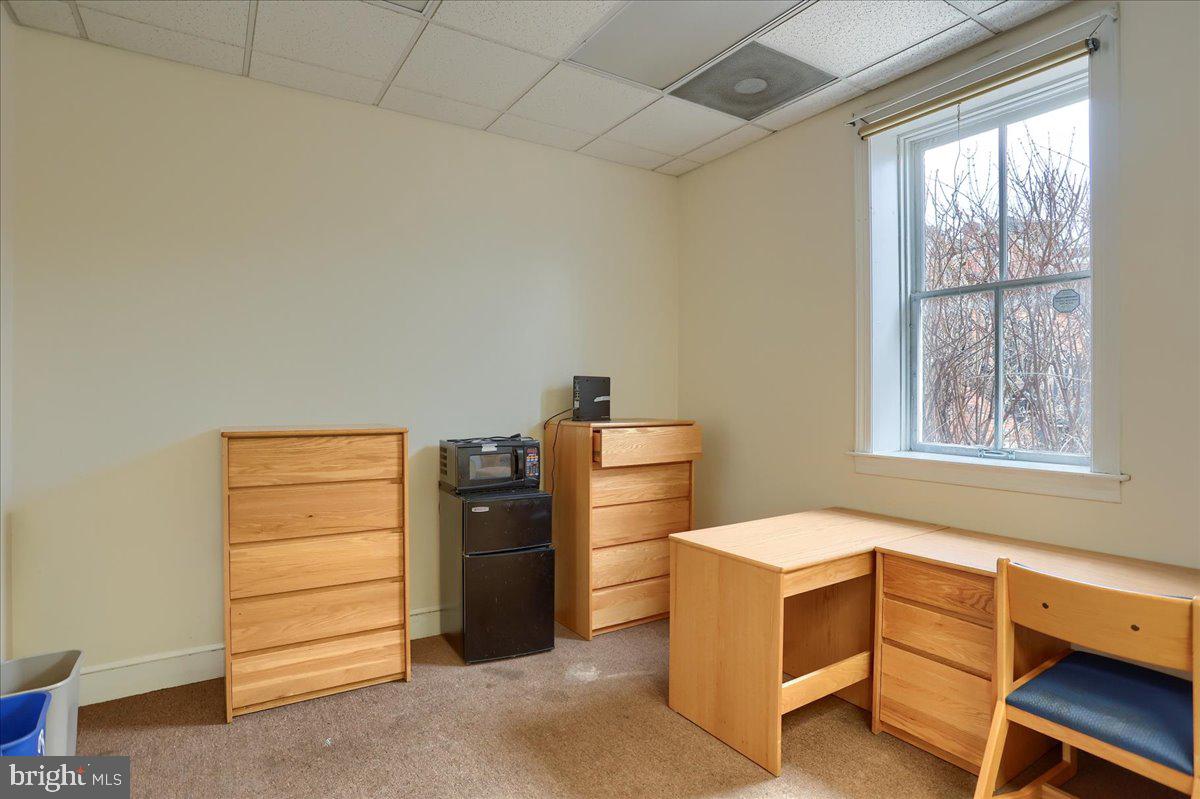 25 S WASHINGTON STREET