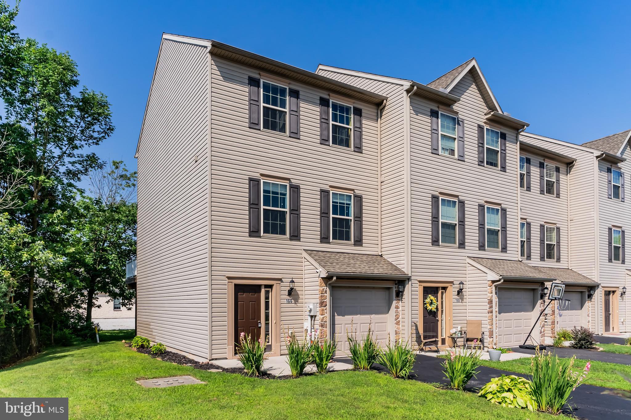 166 Katelyn Dr