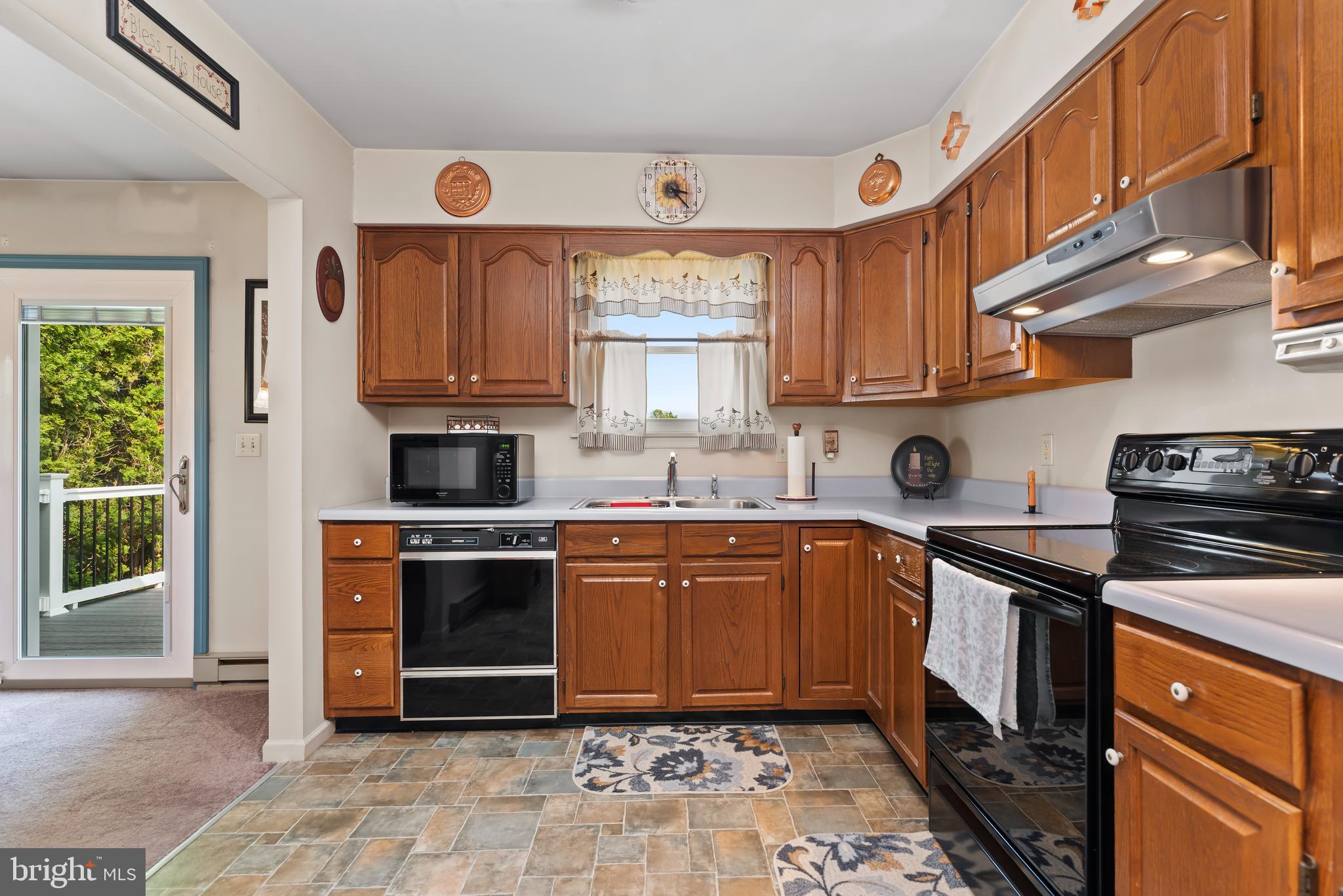 1669 Walnut Bottom Rd