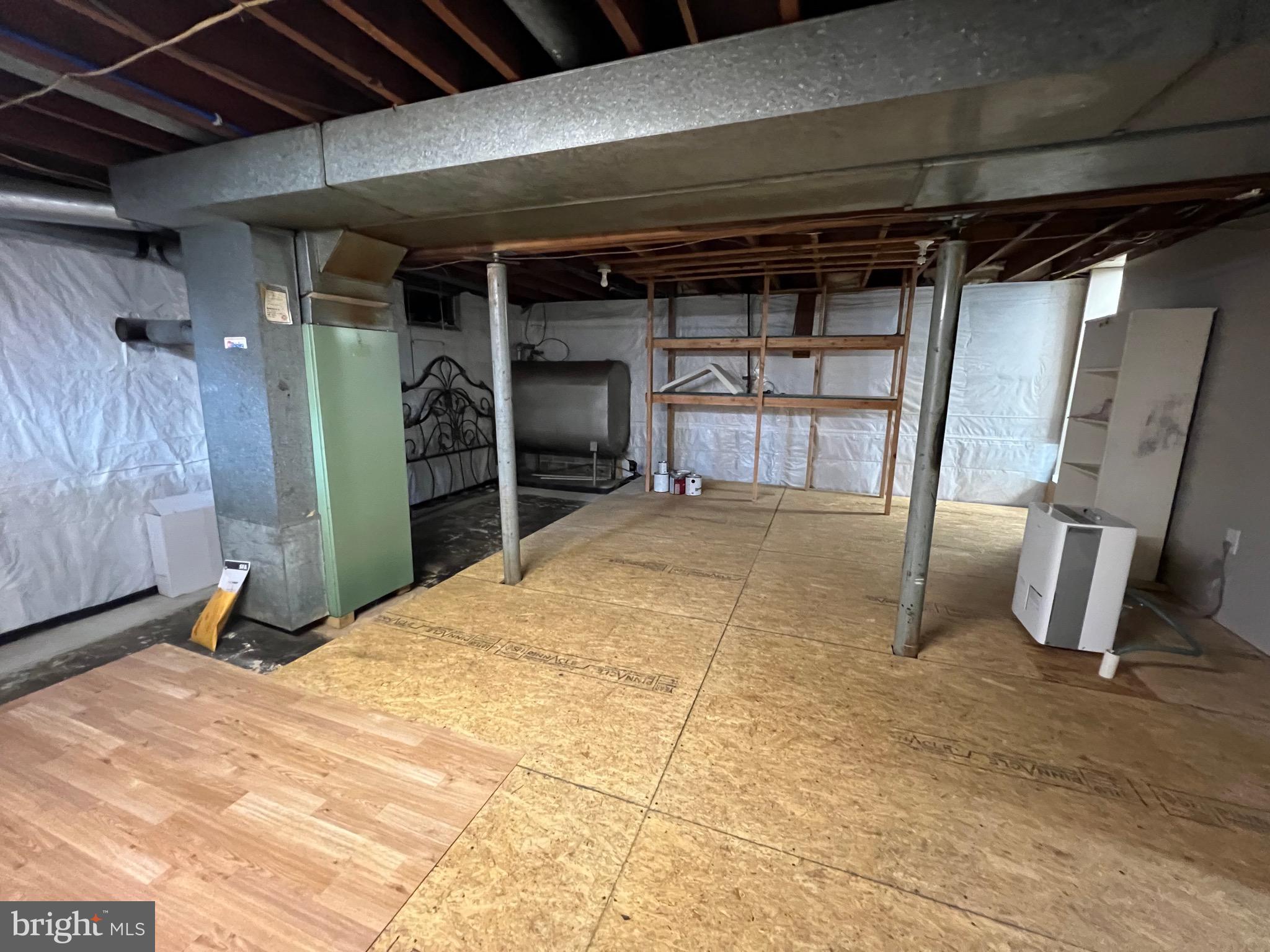 110 Maple Dr