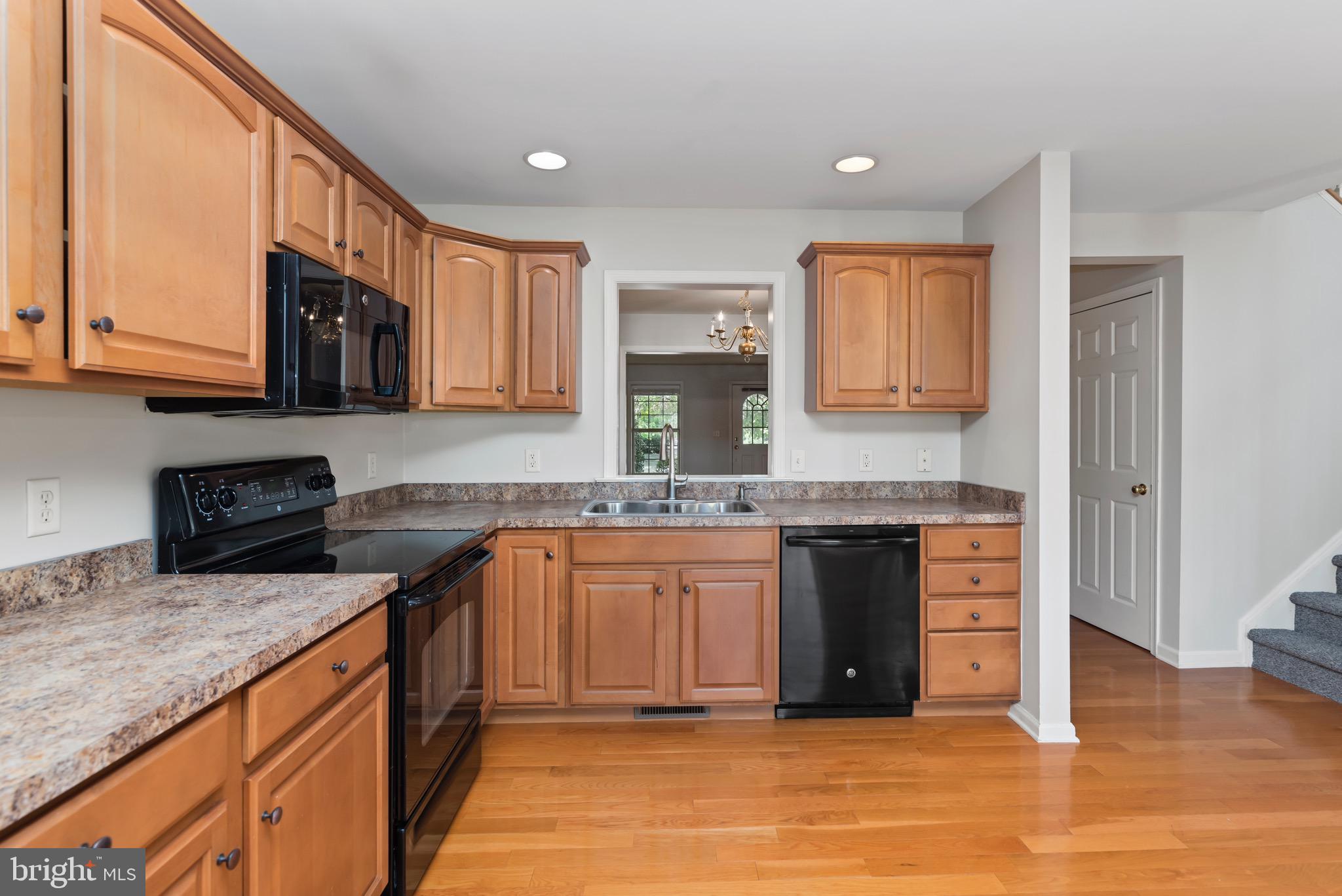 461 Nursery Dr N