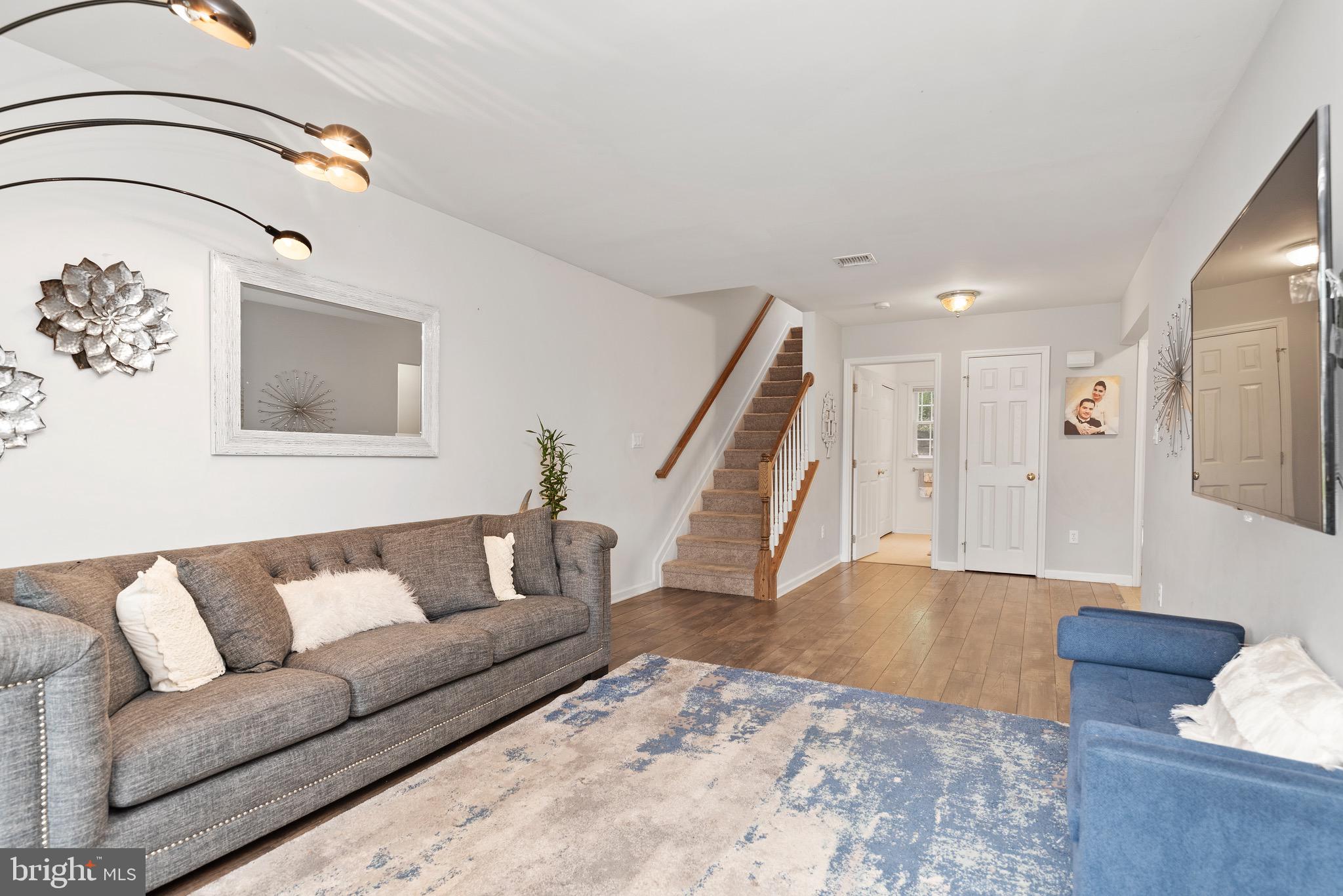 30 Ashburg Dr