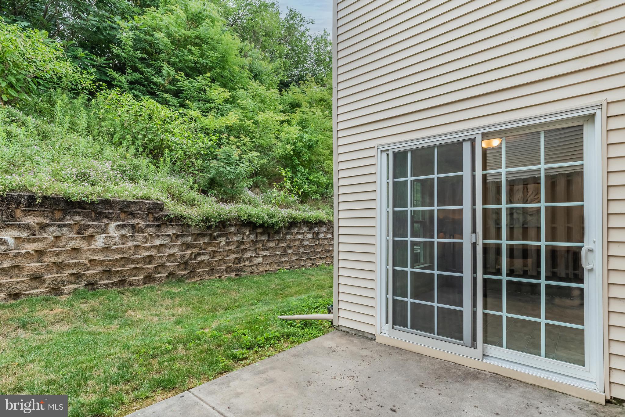 30 Ashburg Dr
