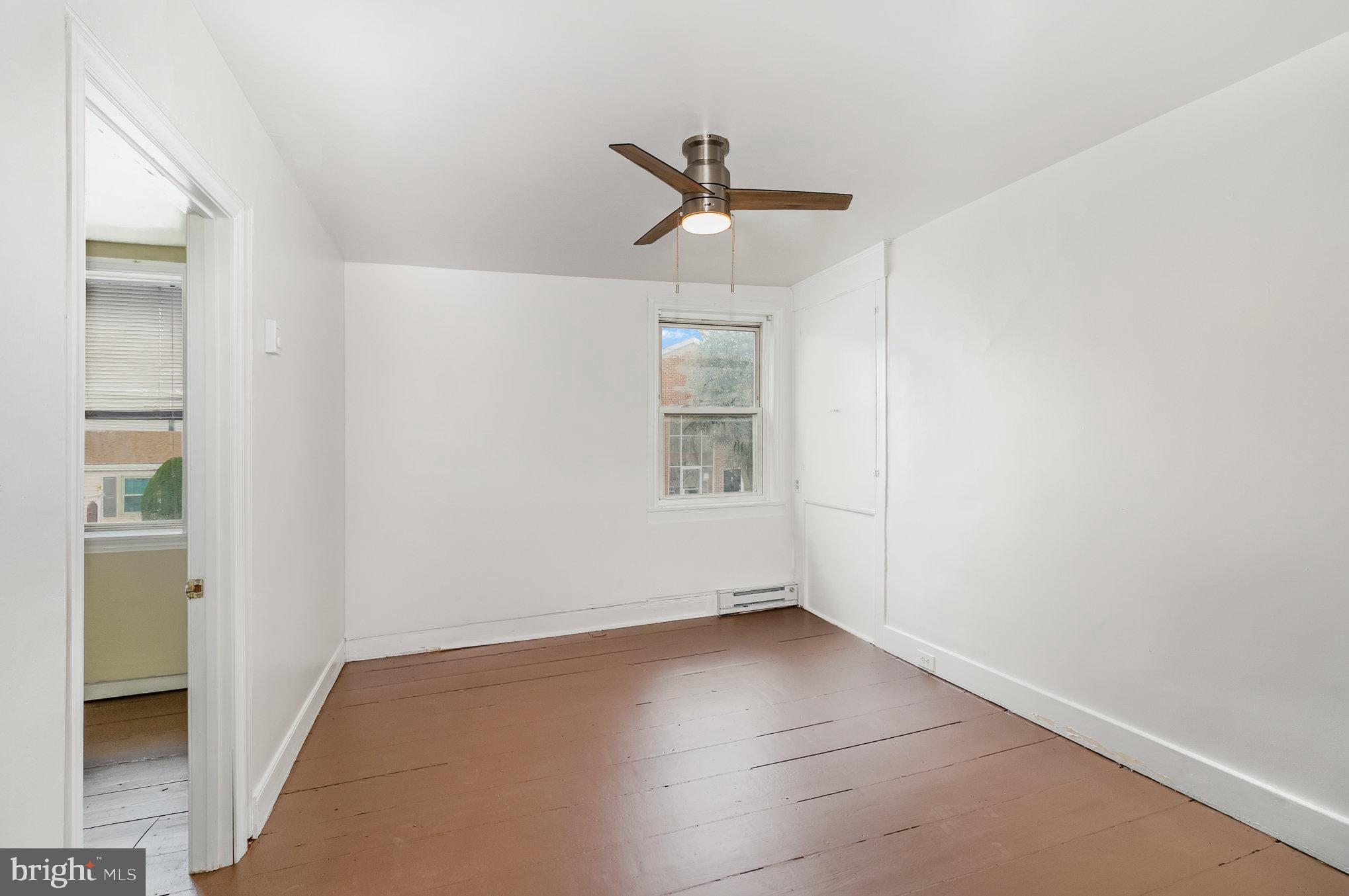 234 E Main St