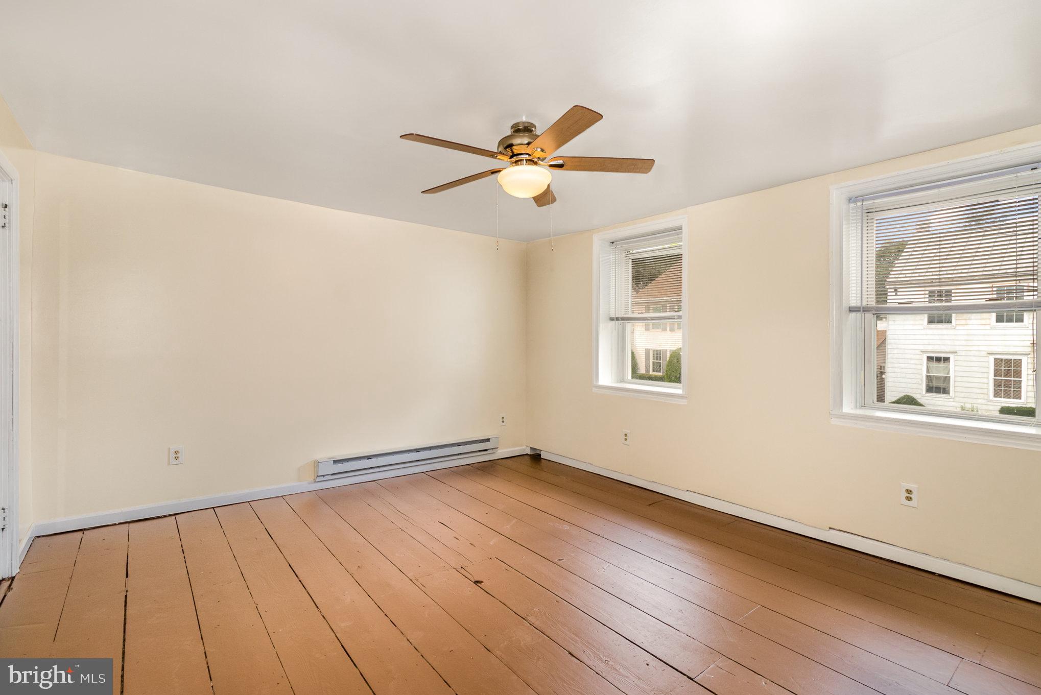 234 E Main St