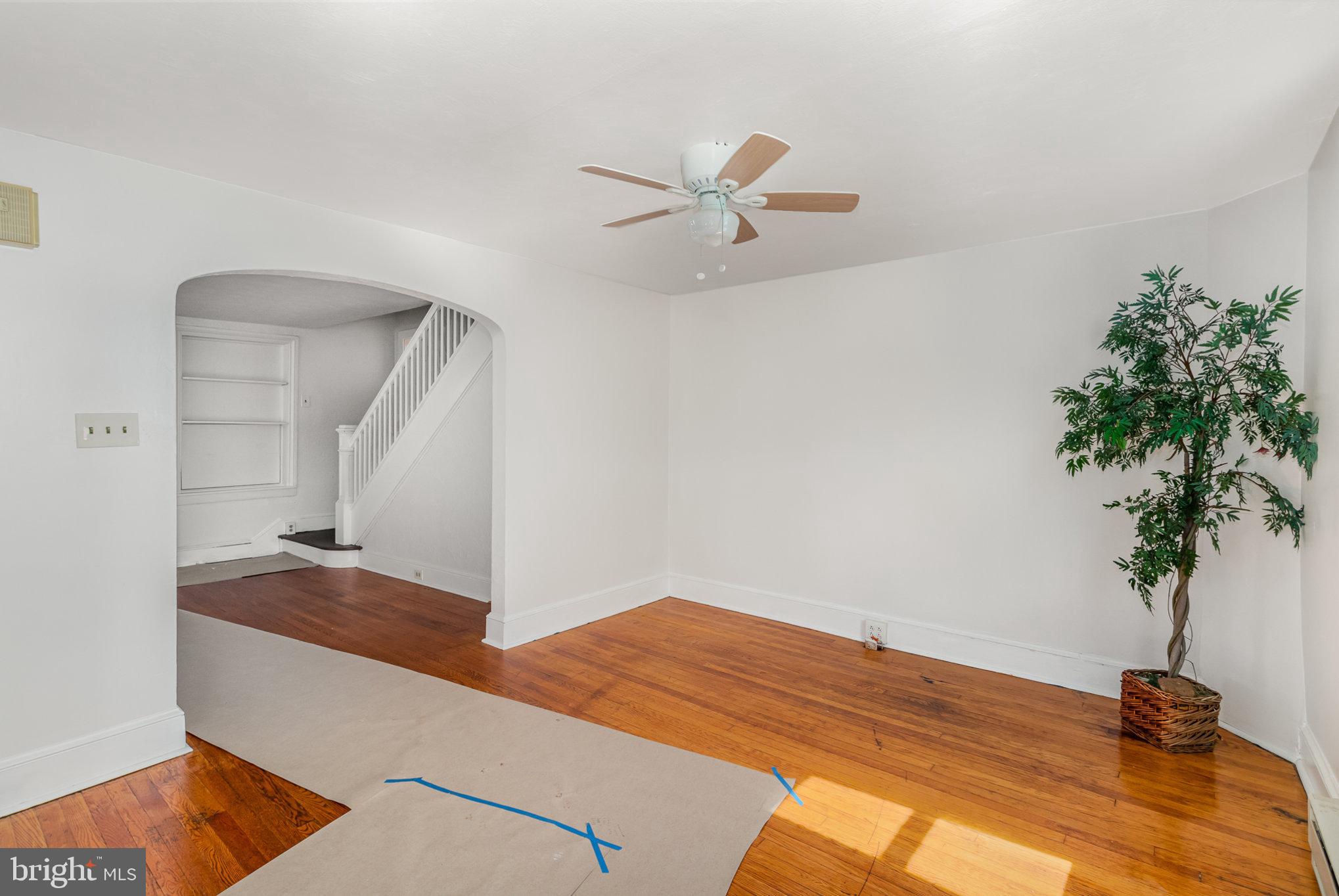 234 E Main St