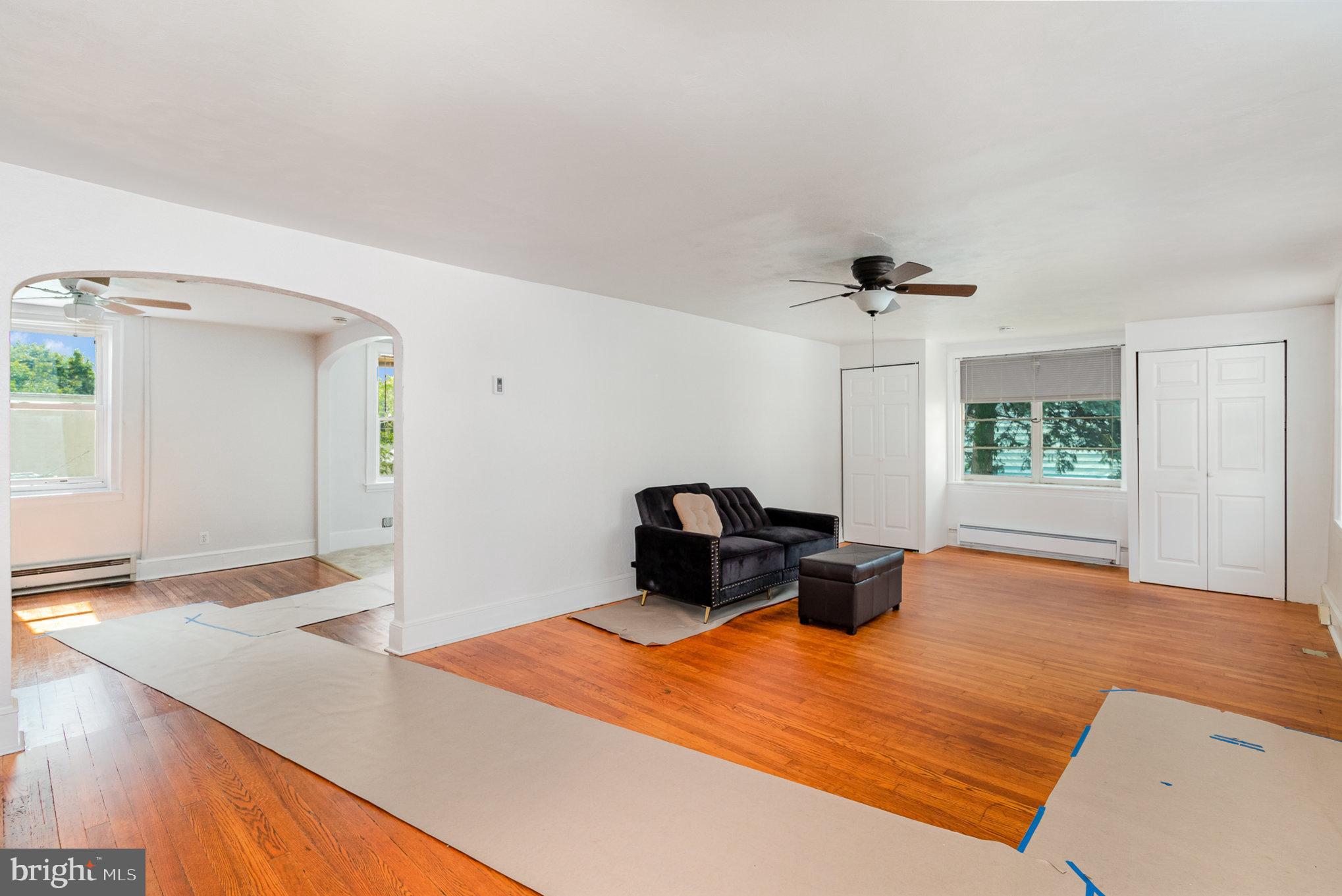 234 E Main St