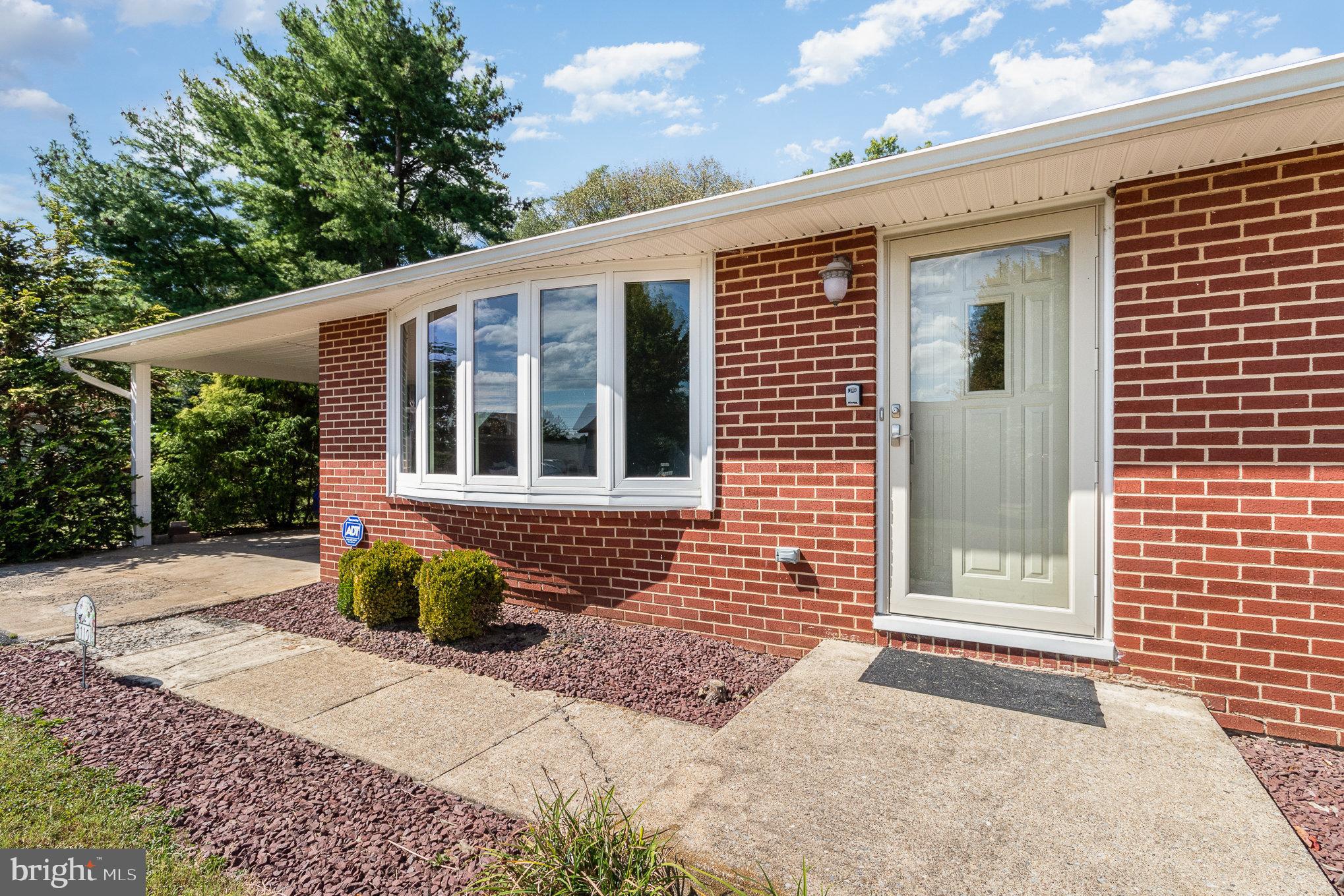 119 Willow View Dr