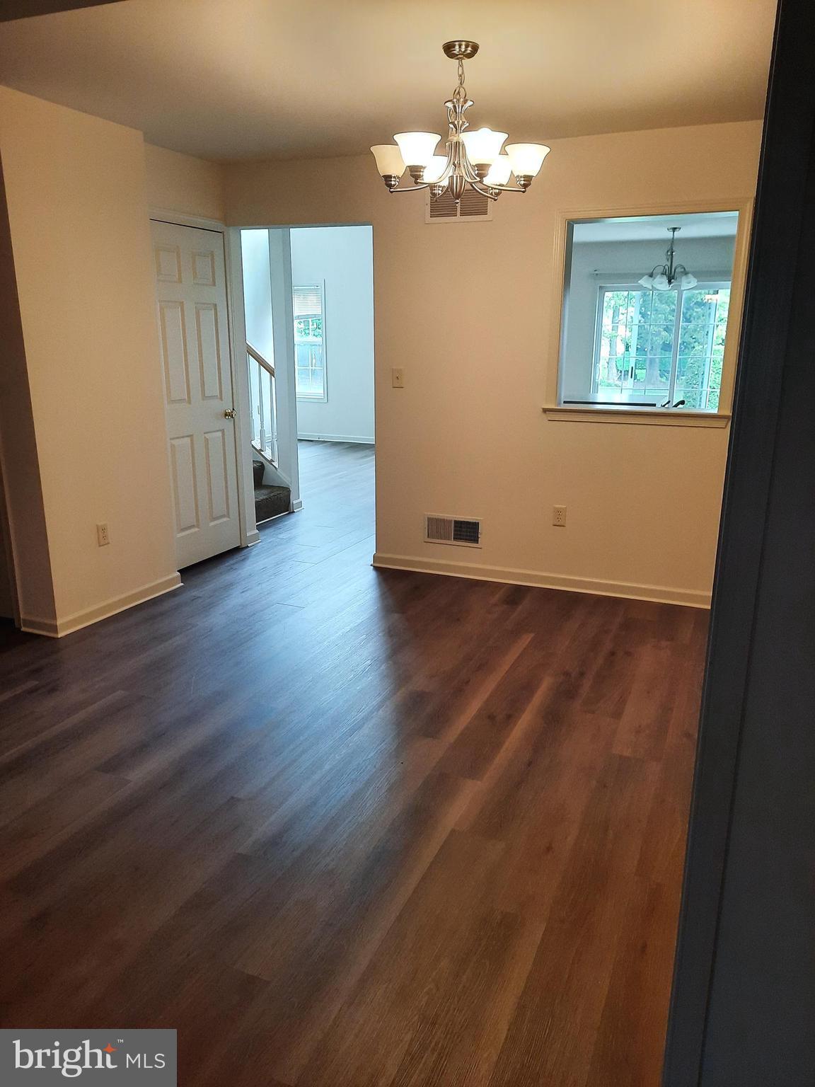 405 Mercury Drive