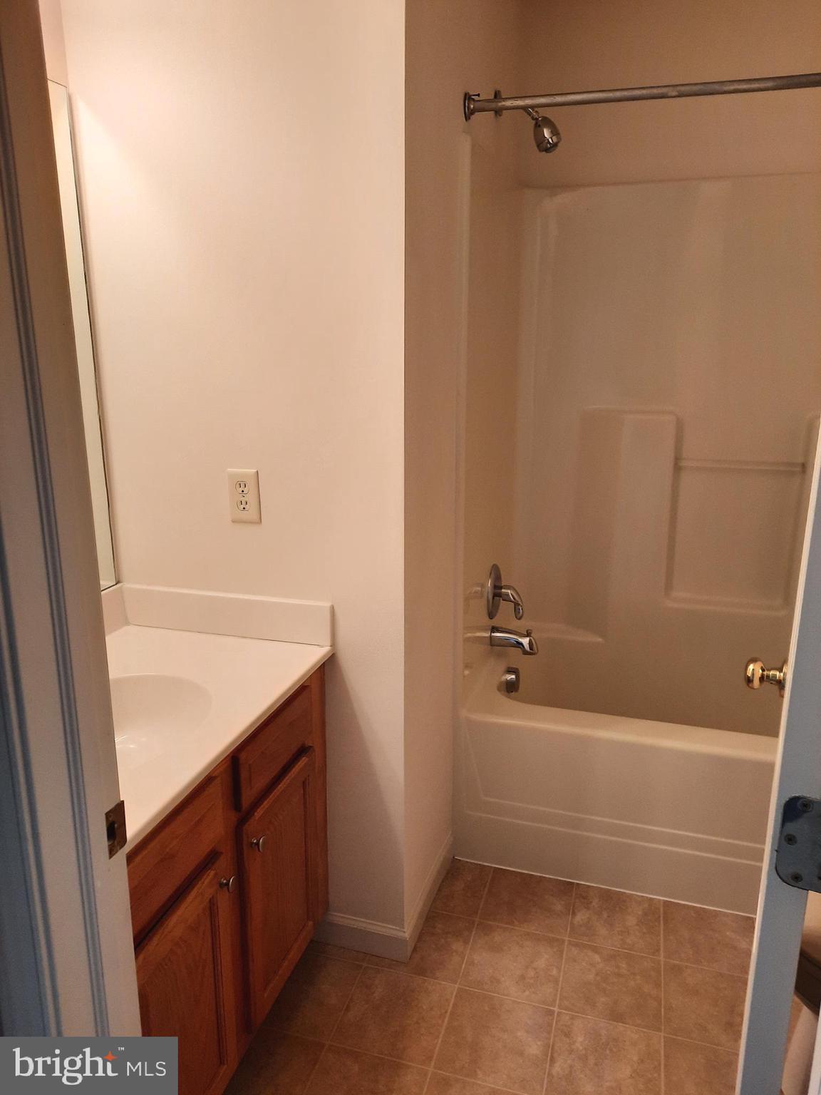 215 Antilles Ct.