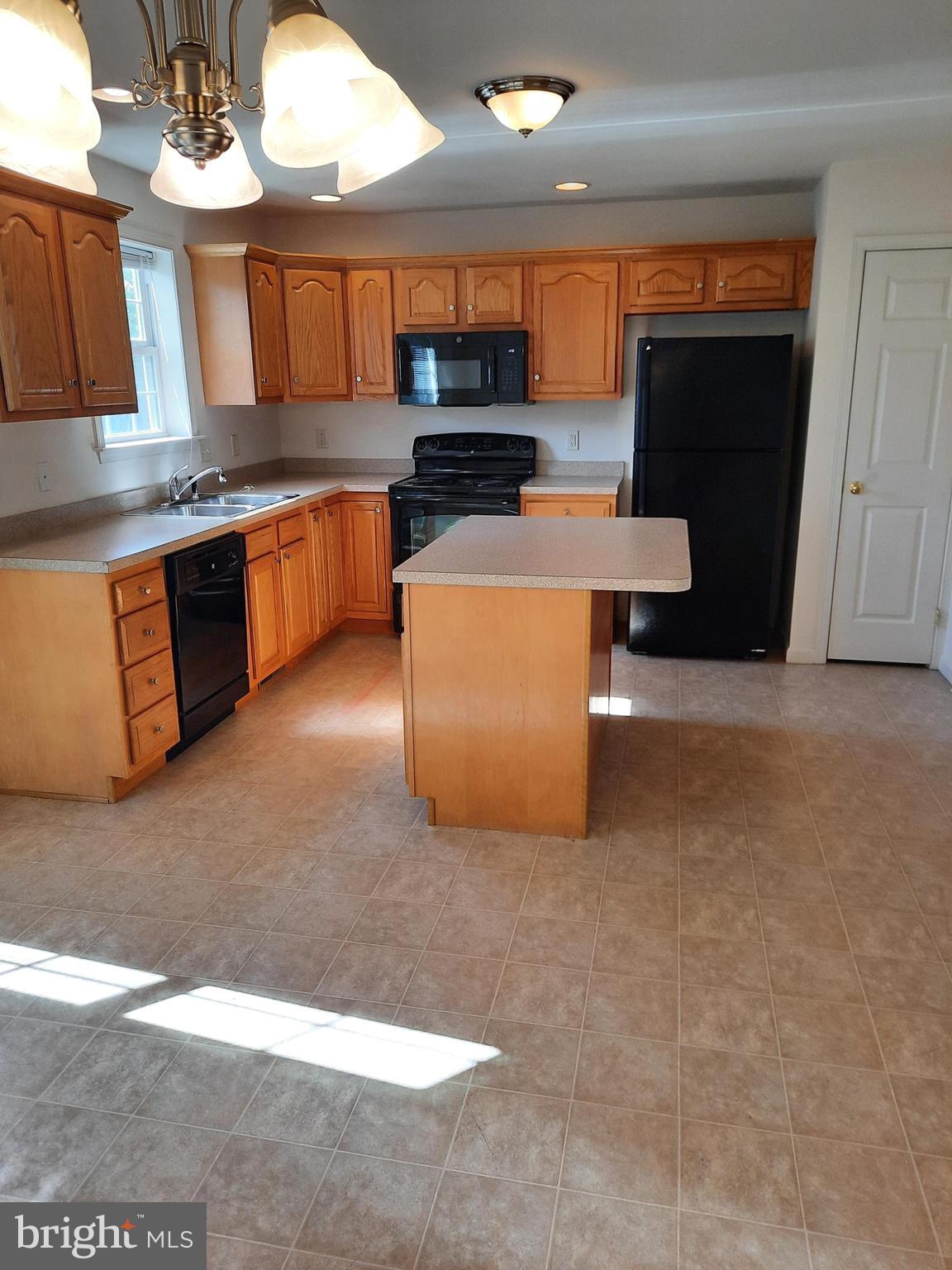 215 Antilles Ct.