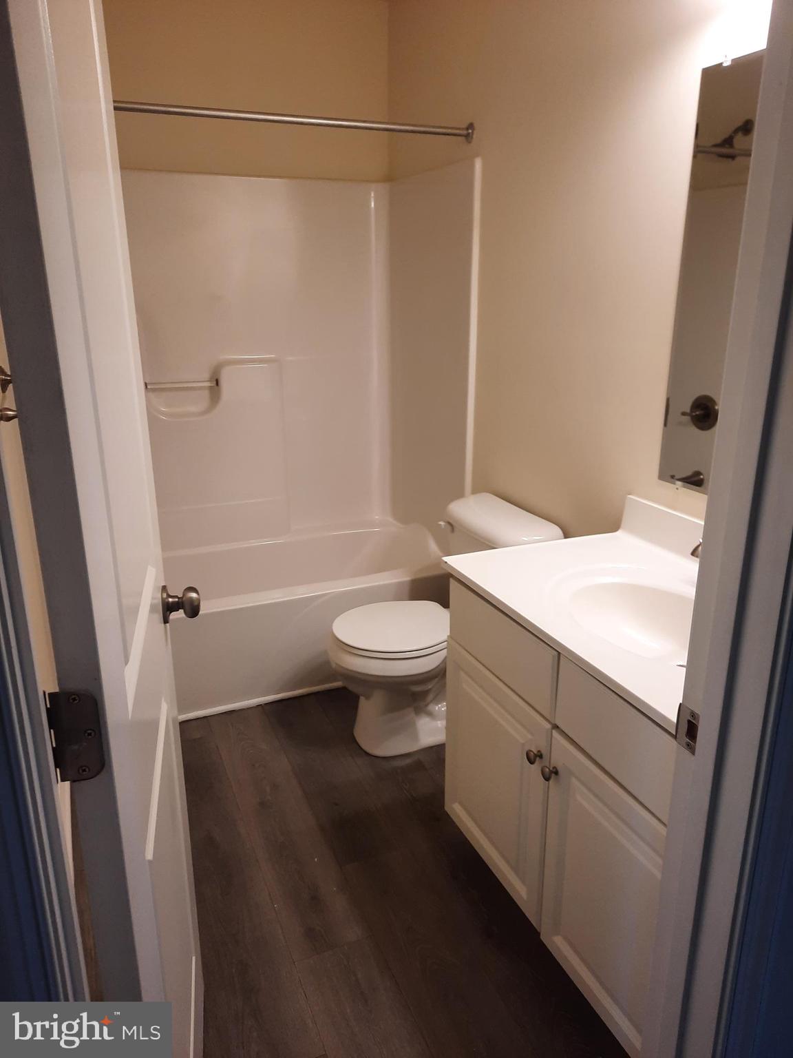 831 Admirals Quay Dr