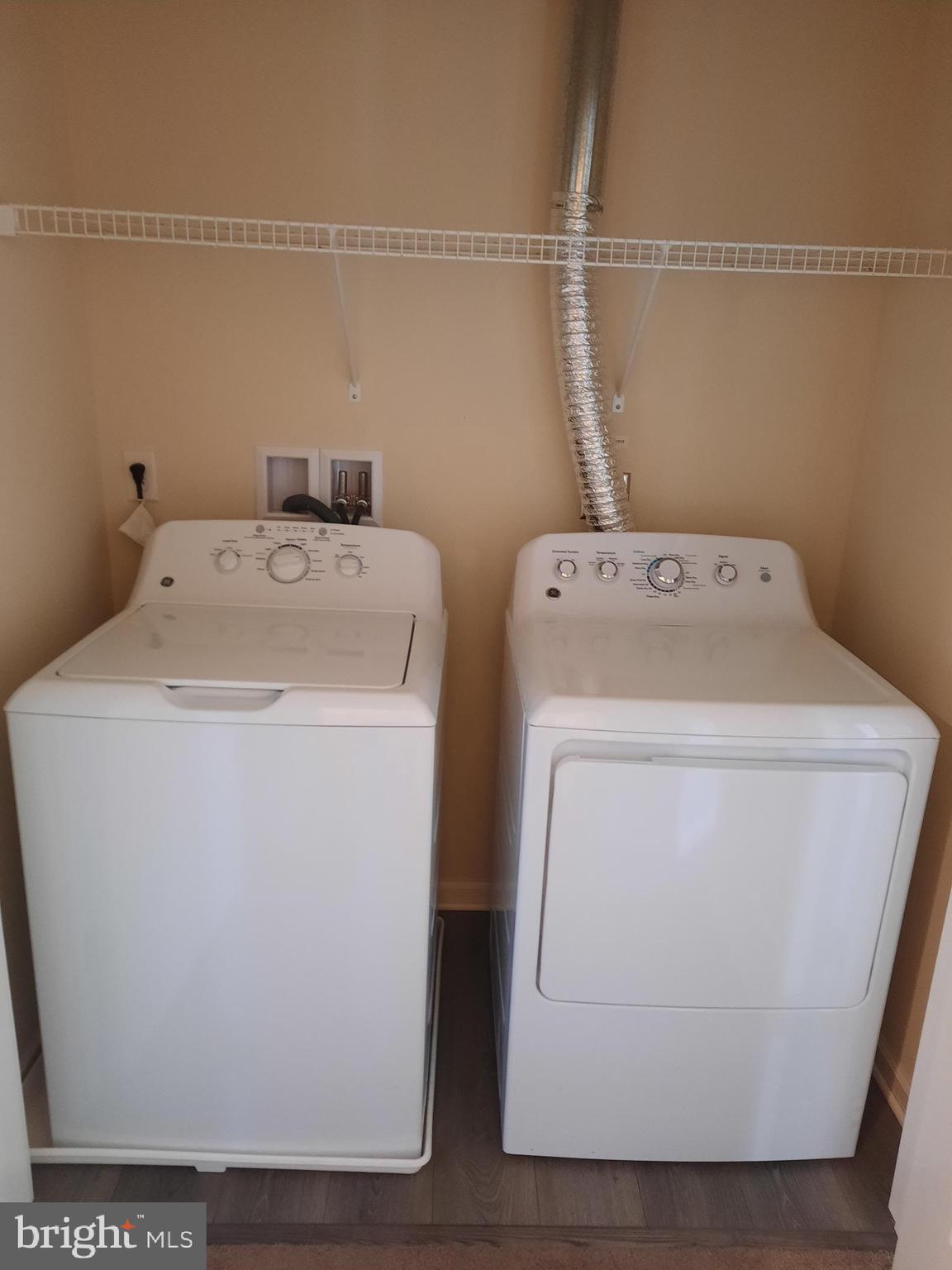 831 Admirals Quay Dr