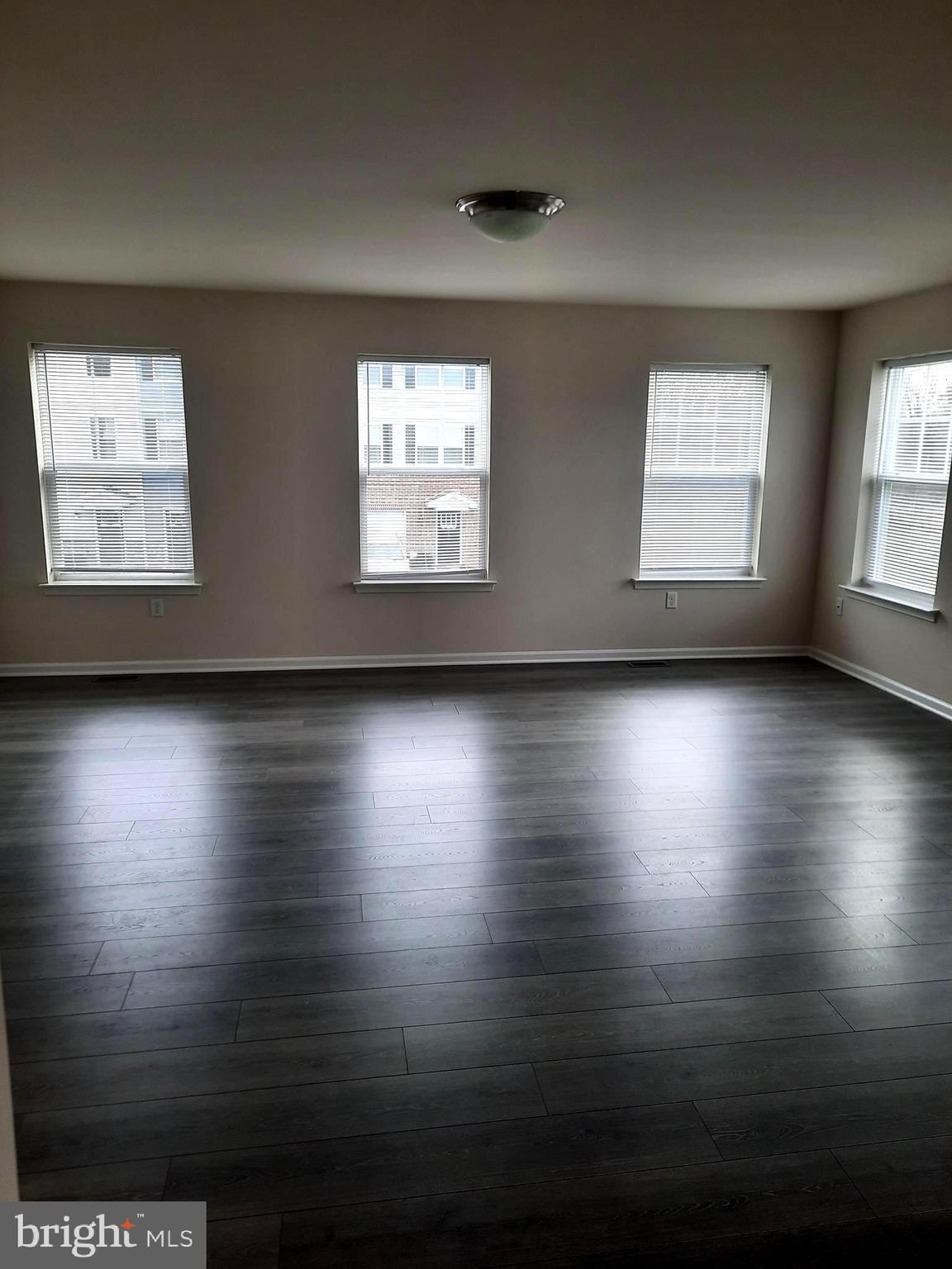 942 Admiral's Quay Drive