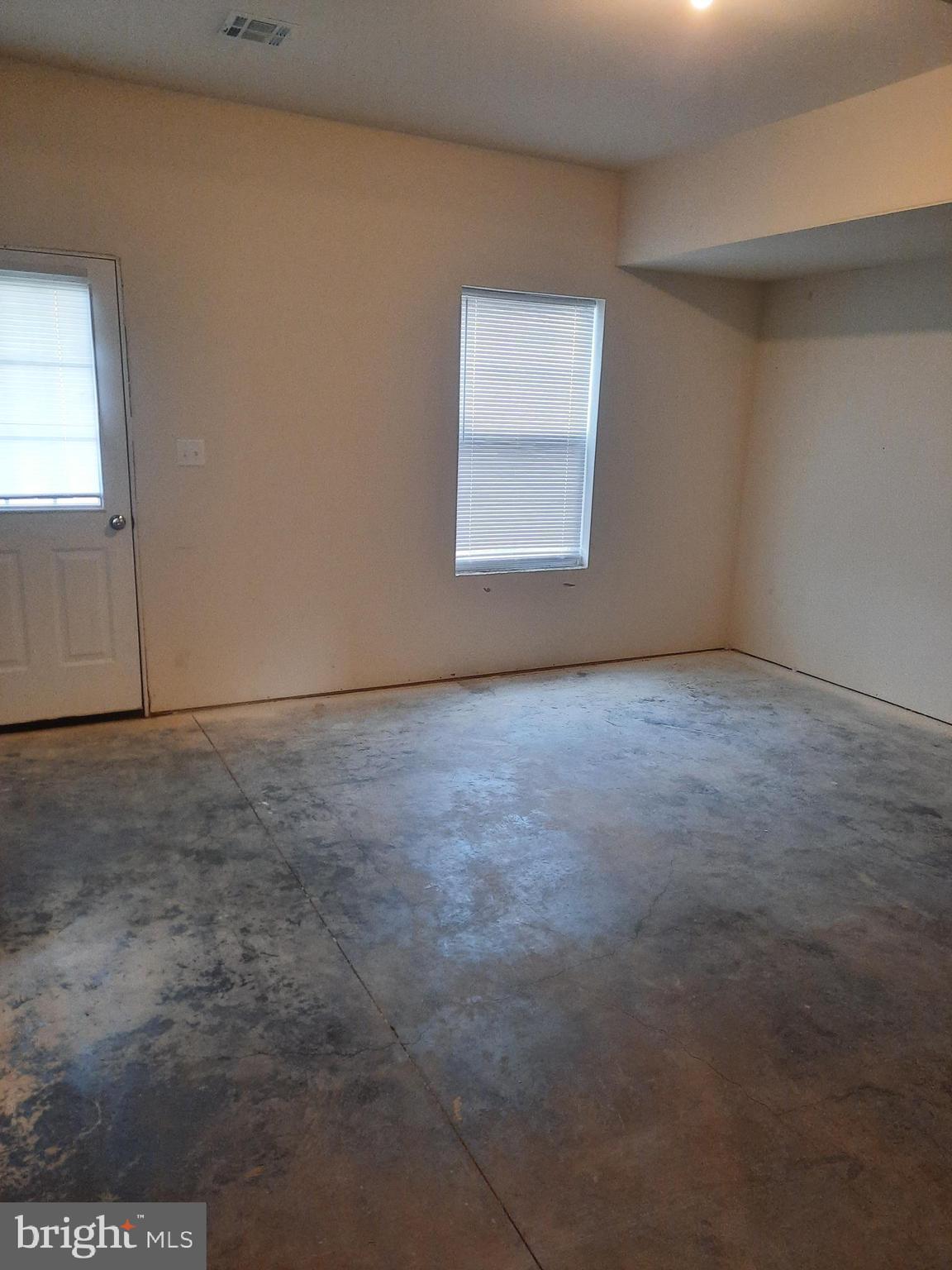 942 Admiral's Quay Drive