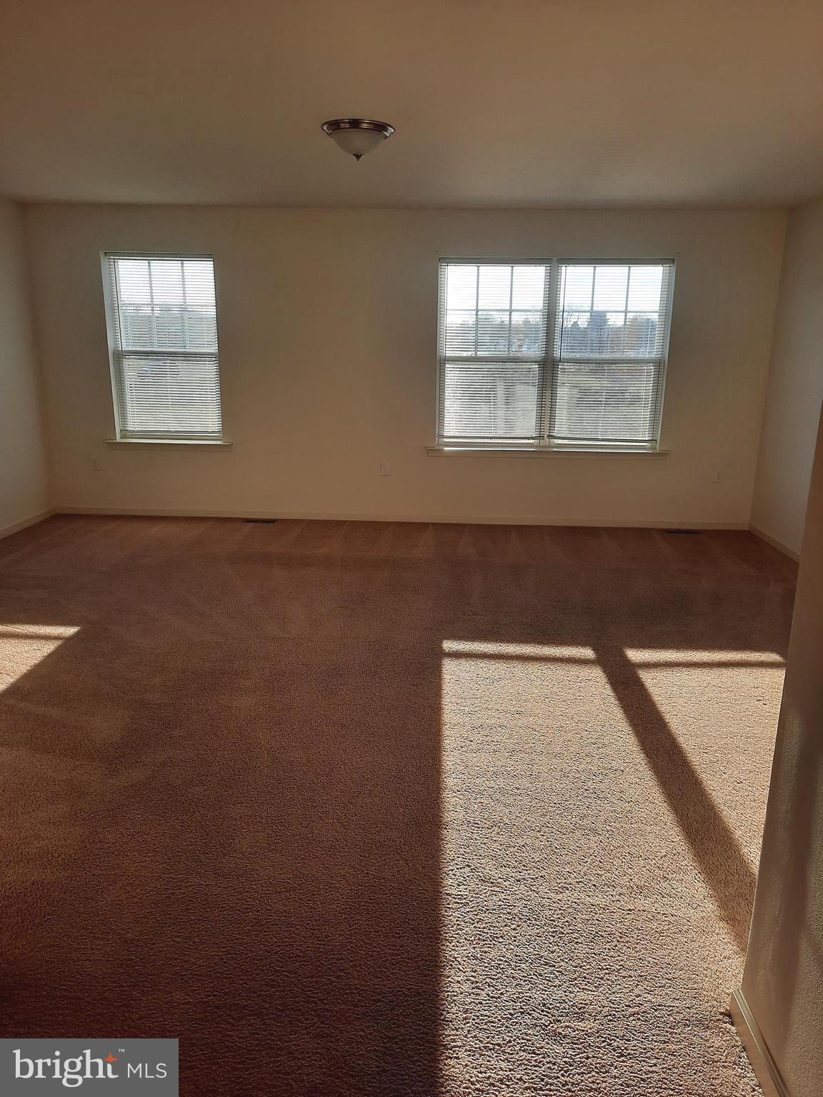 813 Schooner Ln