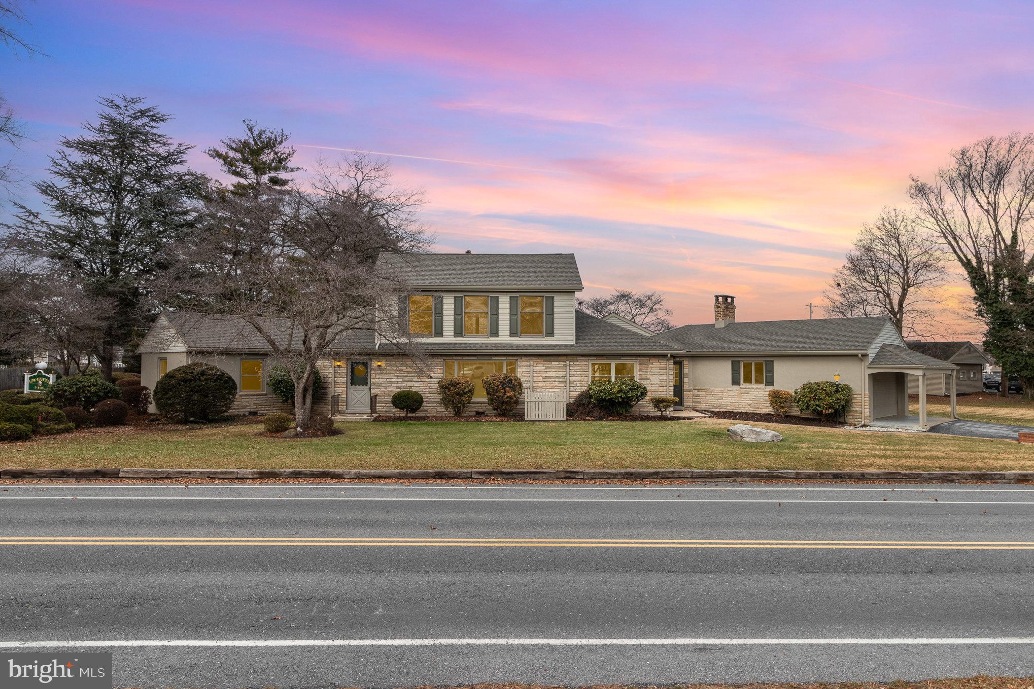 122 Woods Dr