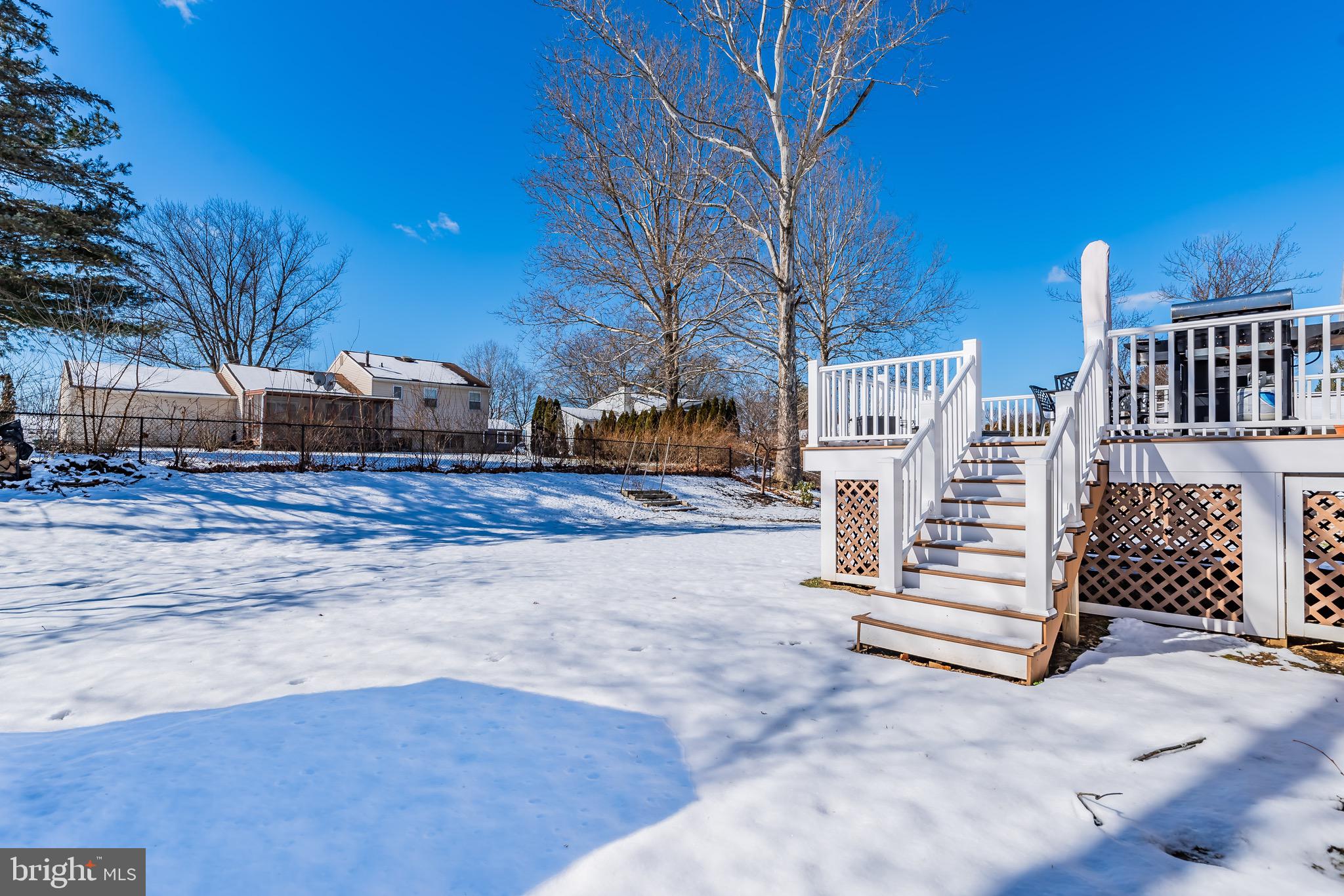 3 Briarwood Ct