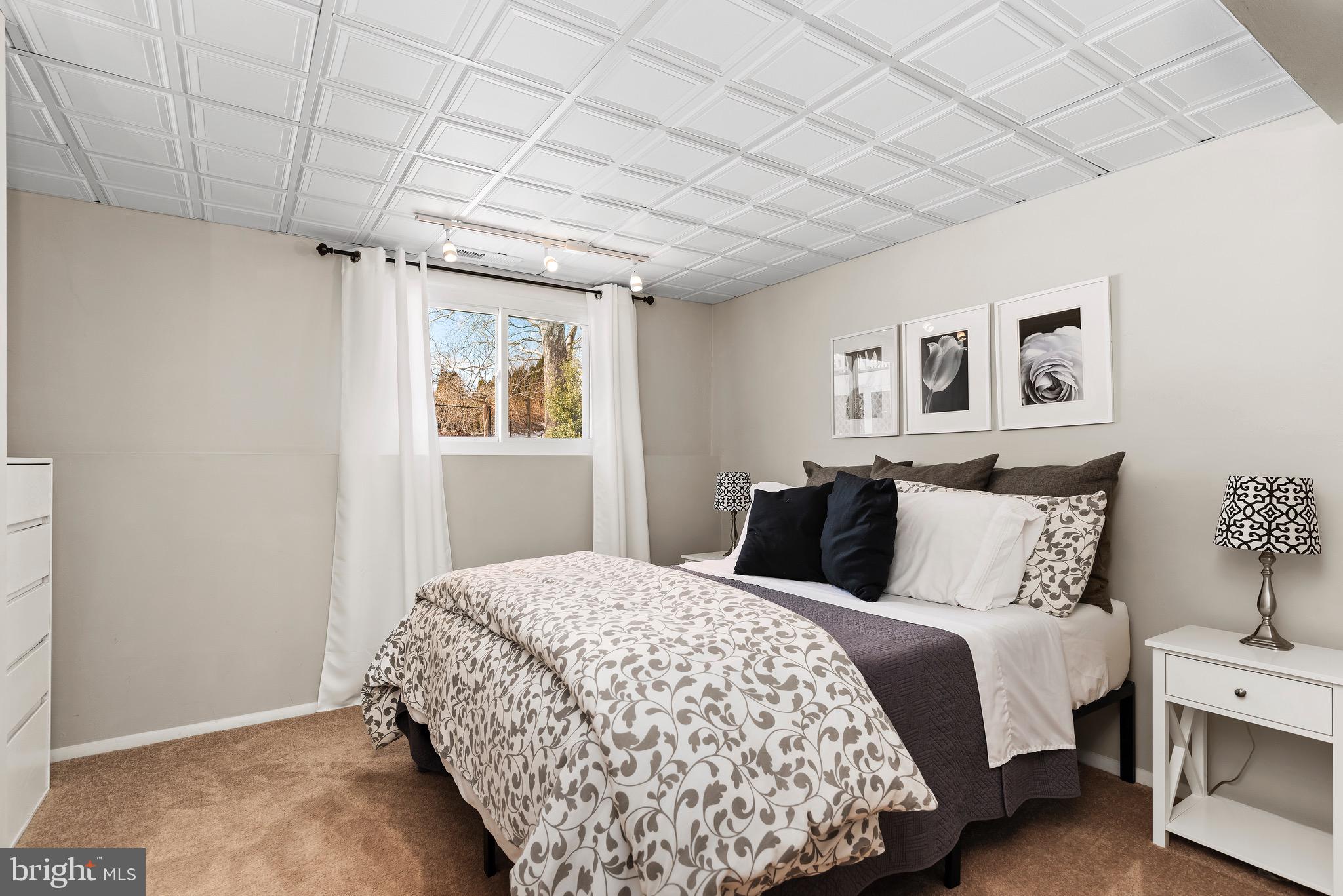 3 Briarwood Ct