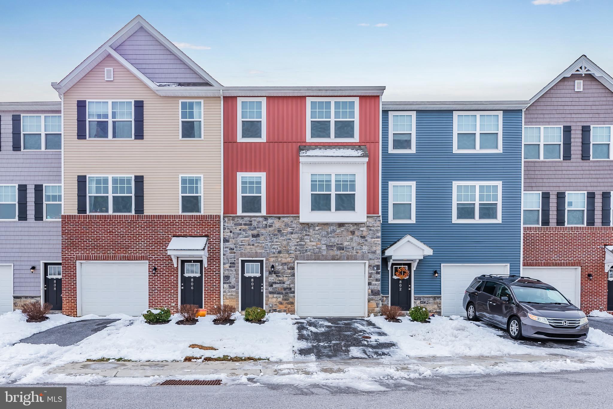 804 Admiral's Quay Drive