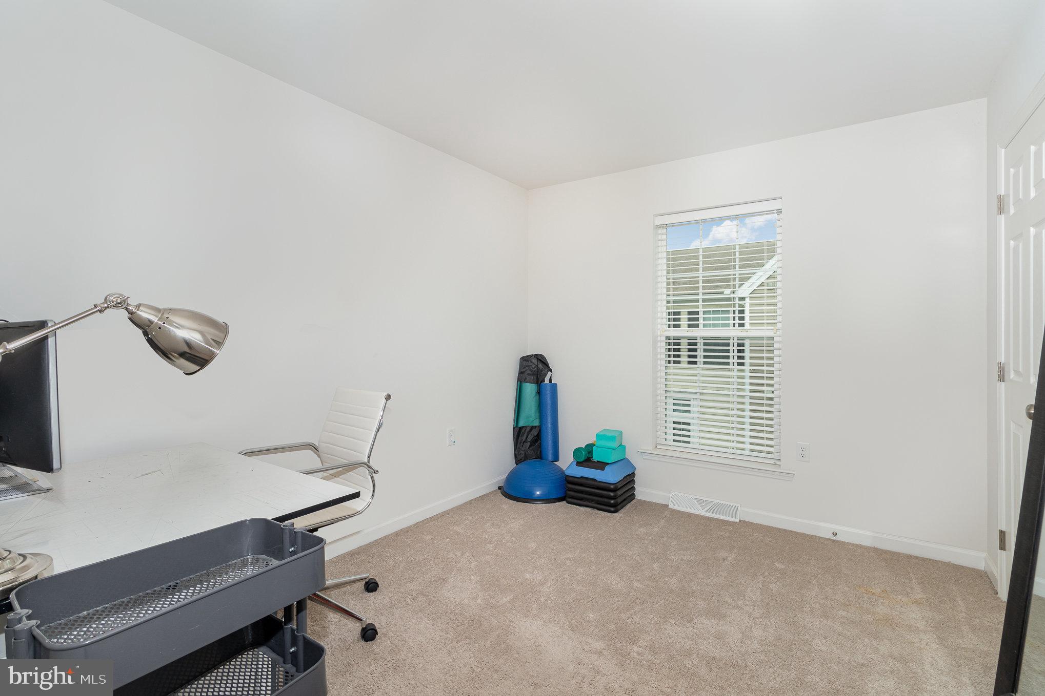 3037 Meridian Cmns #D