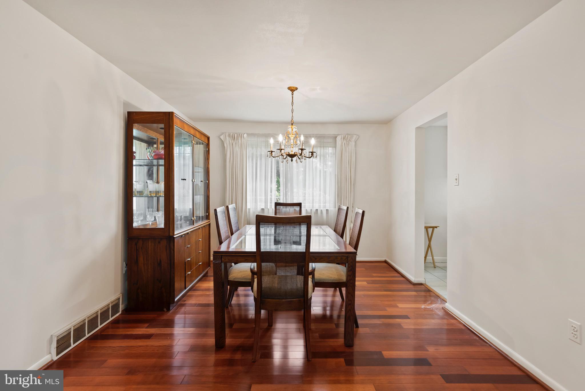 523 Joyce Rd
