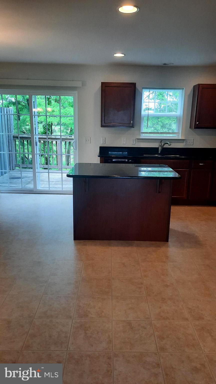 809 Admirals Quay Dr