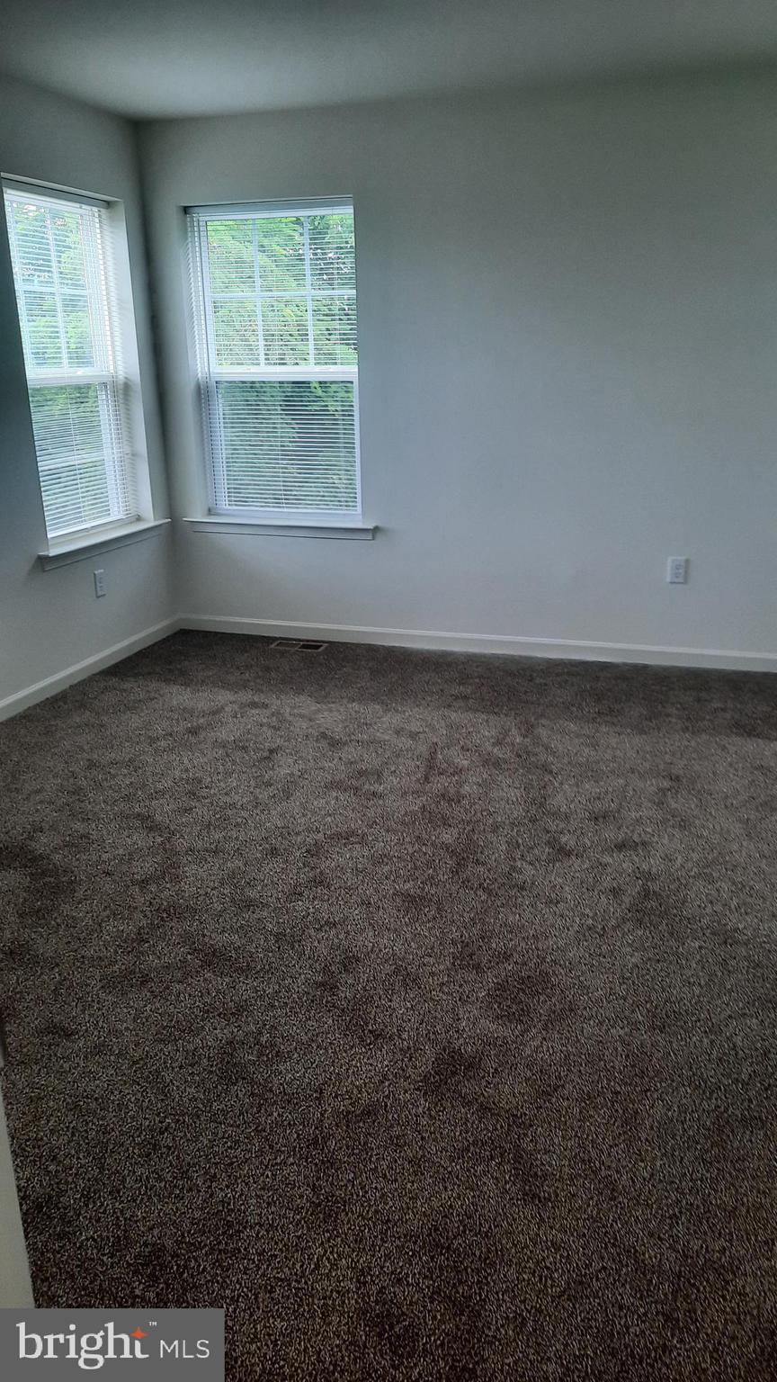 805 ADMIRALS QUAY DR