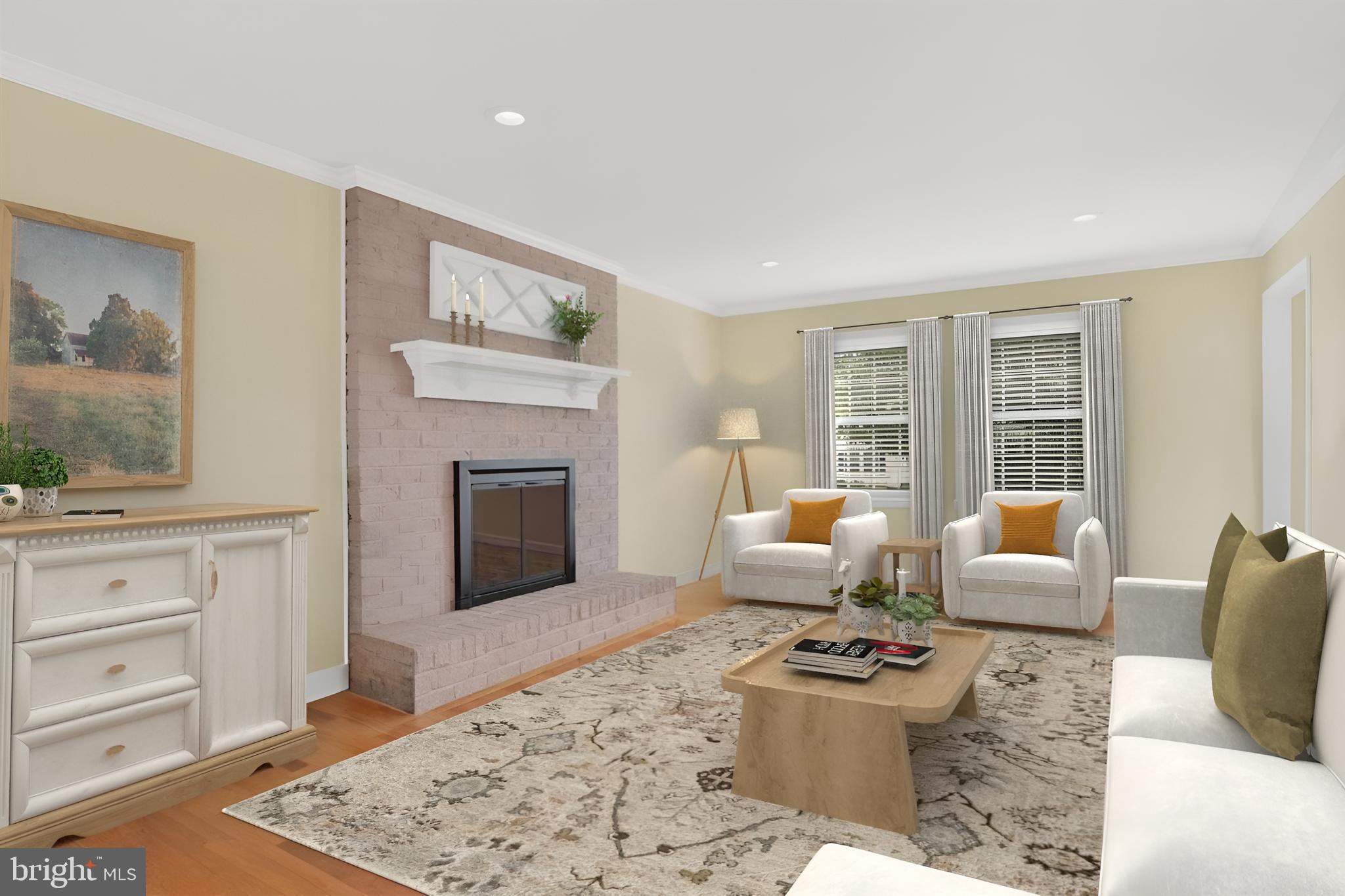 711 Carriage Ln