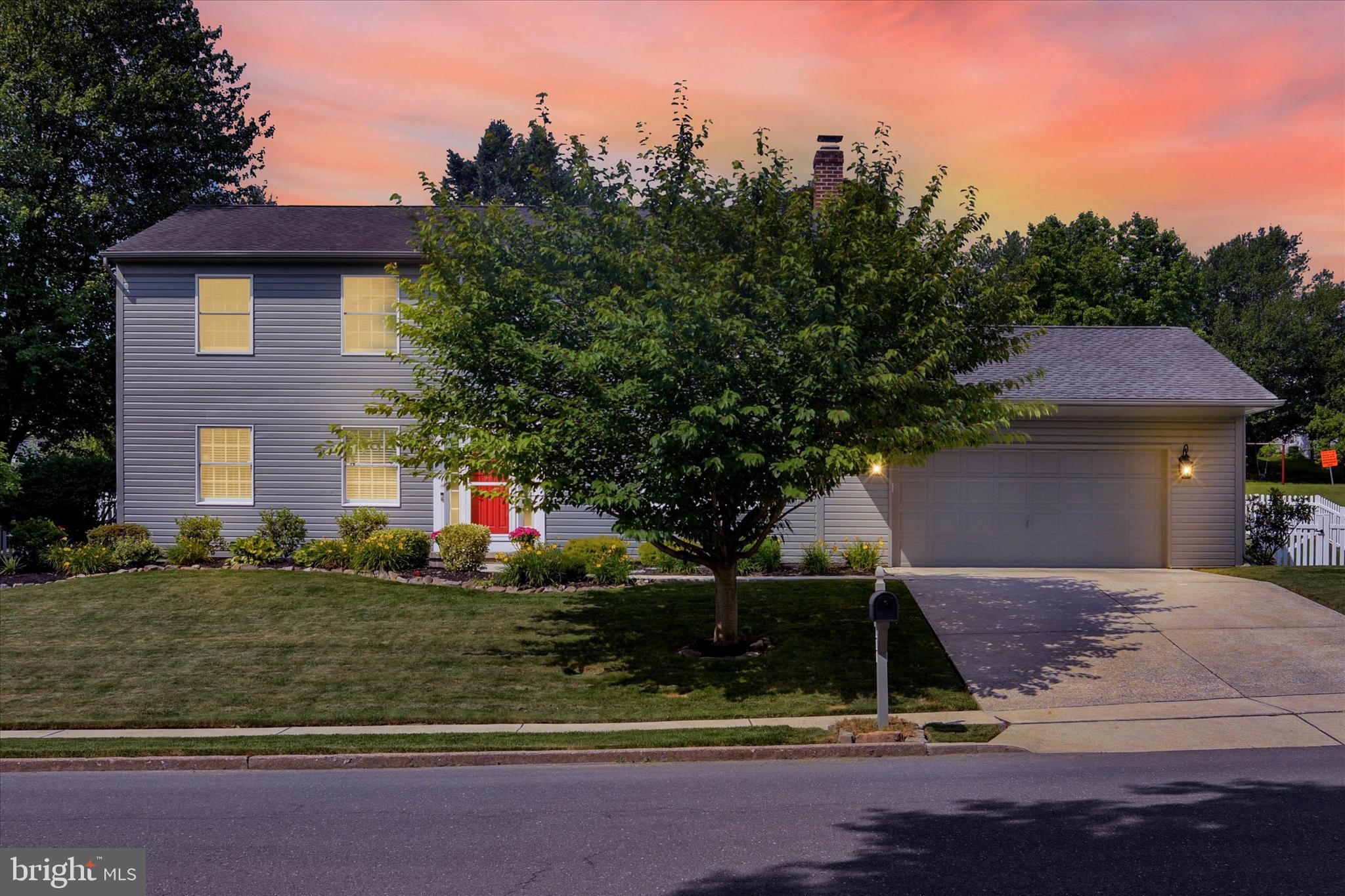 711 Carriage Ln
