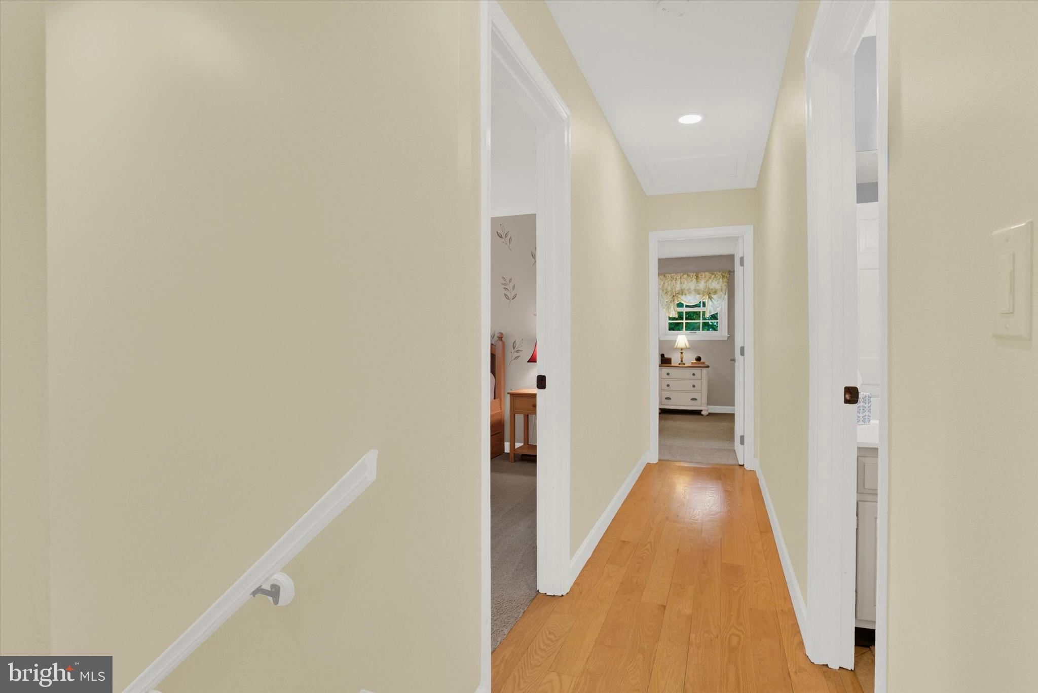 711 Carriage Ln