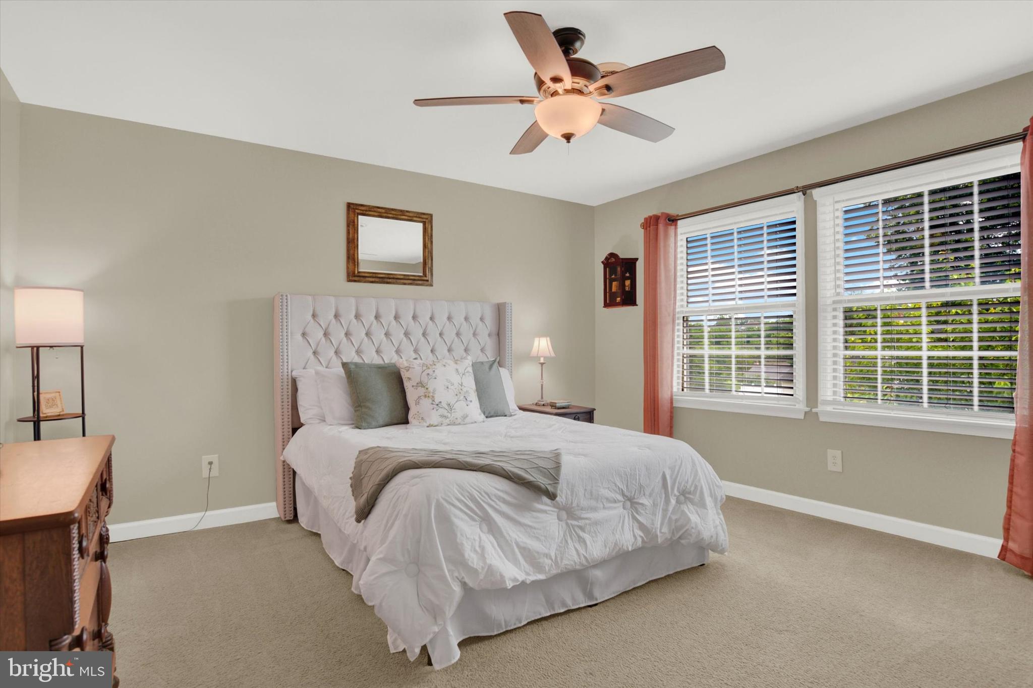 711 Carriage Ln