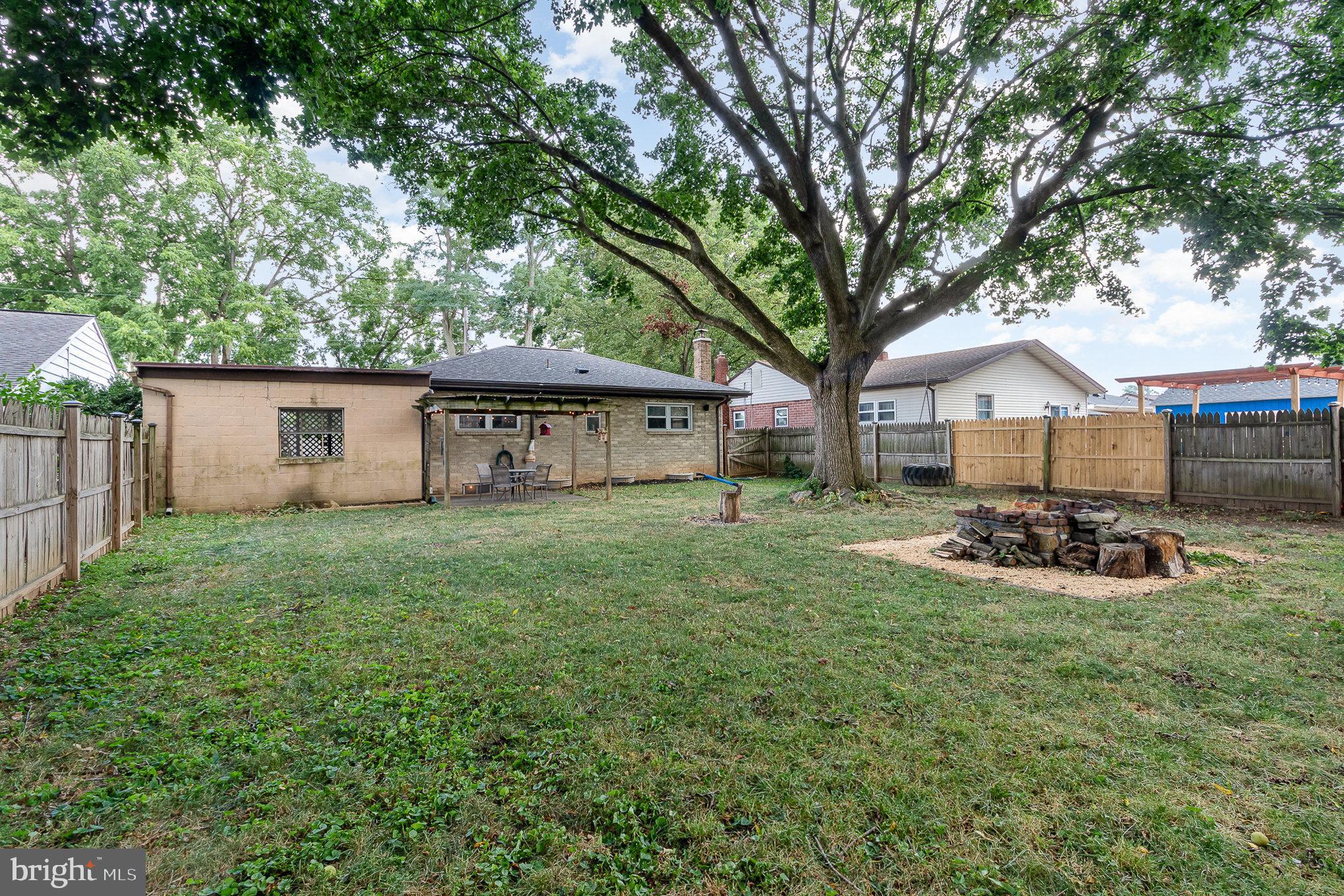 26 William Penn Dr