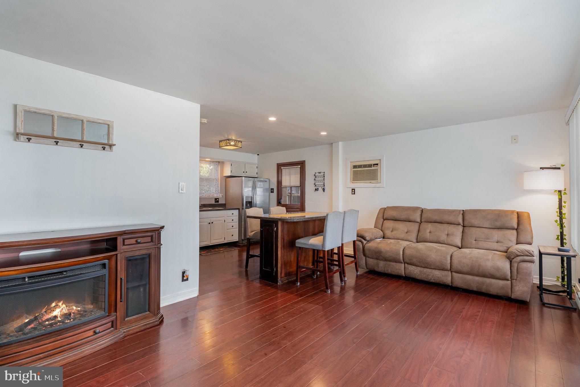 26 William Penn Dr