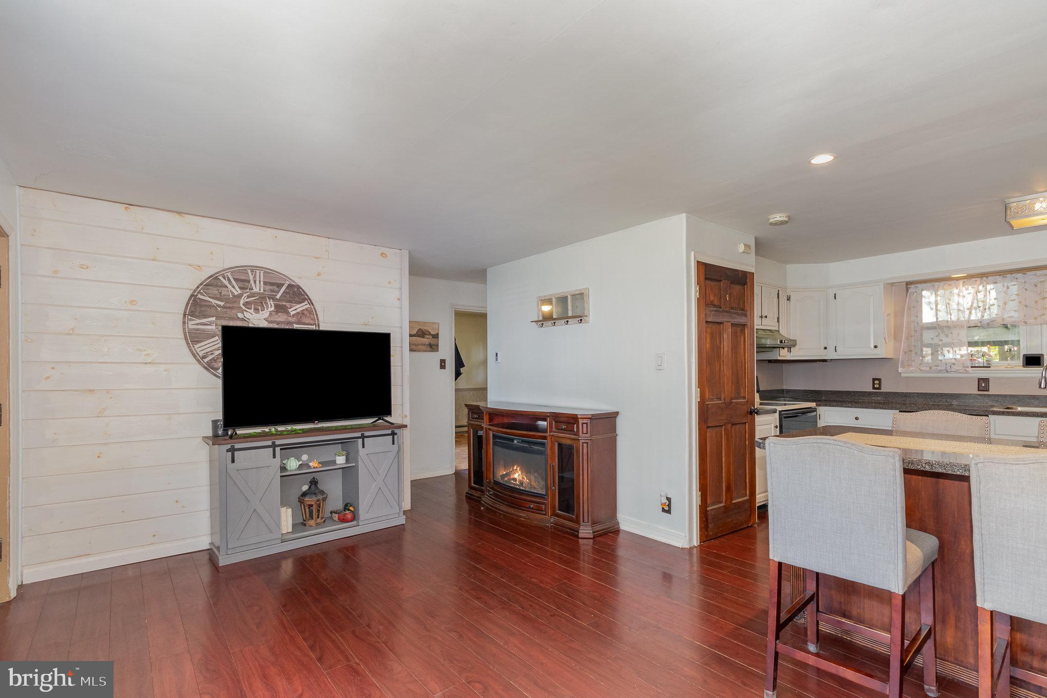26 William Penn Dr