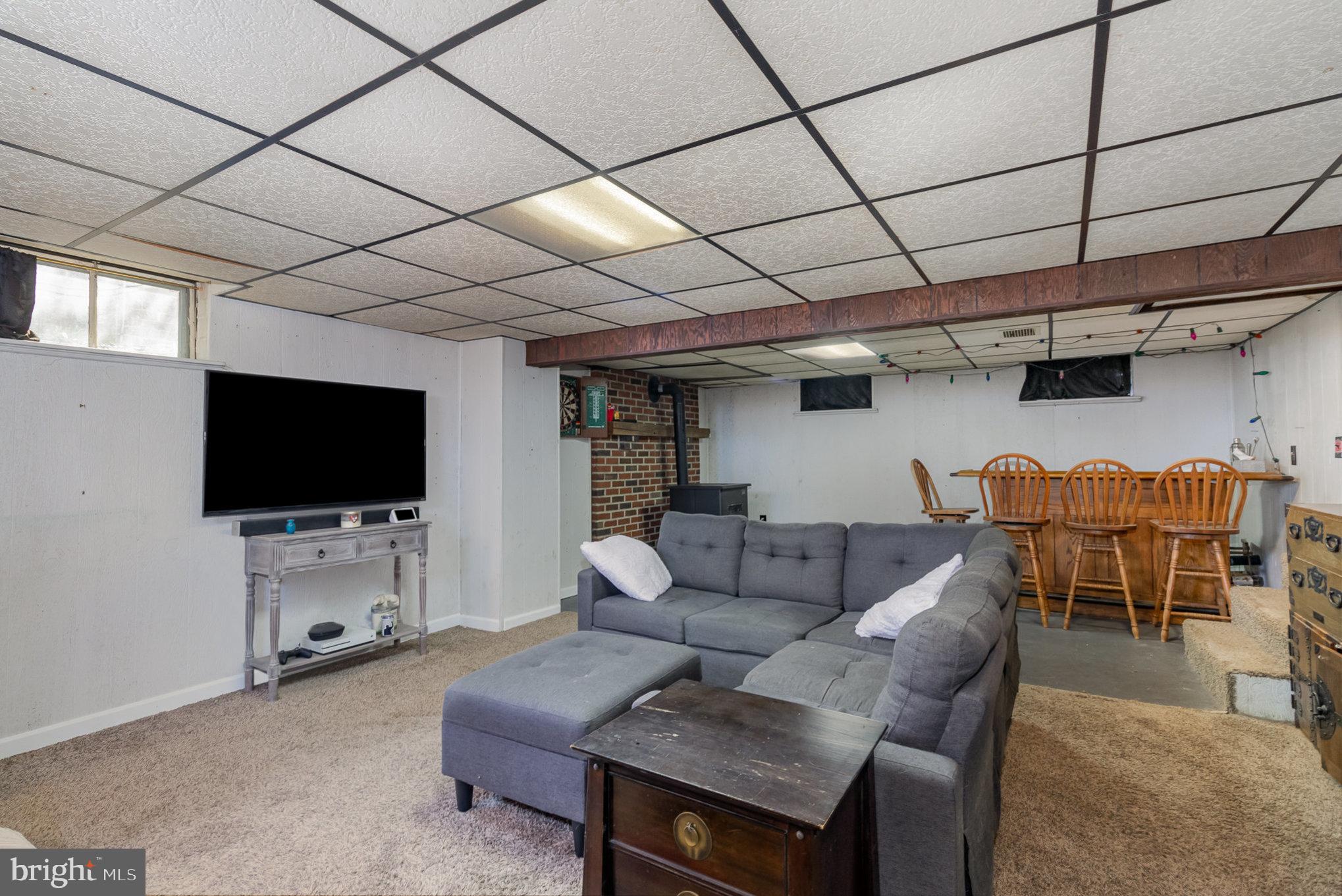 26 William Penn Dr